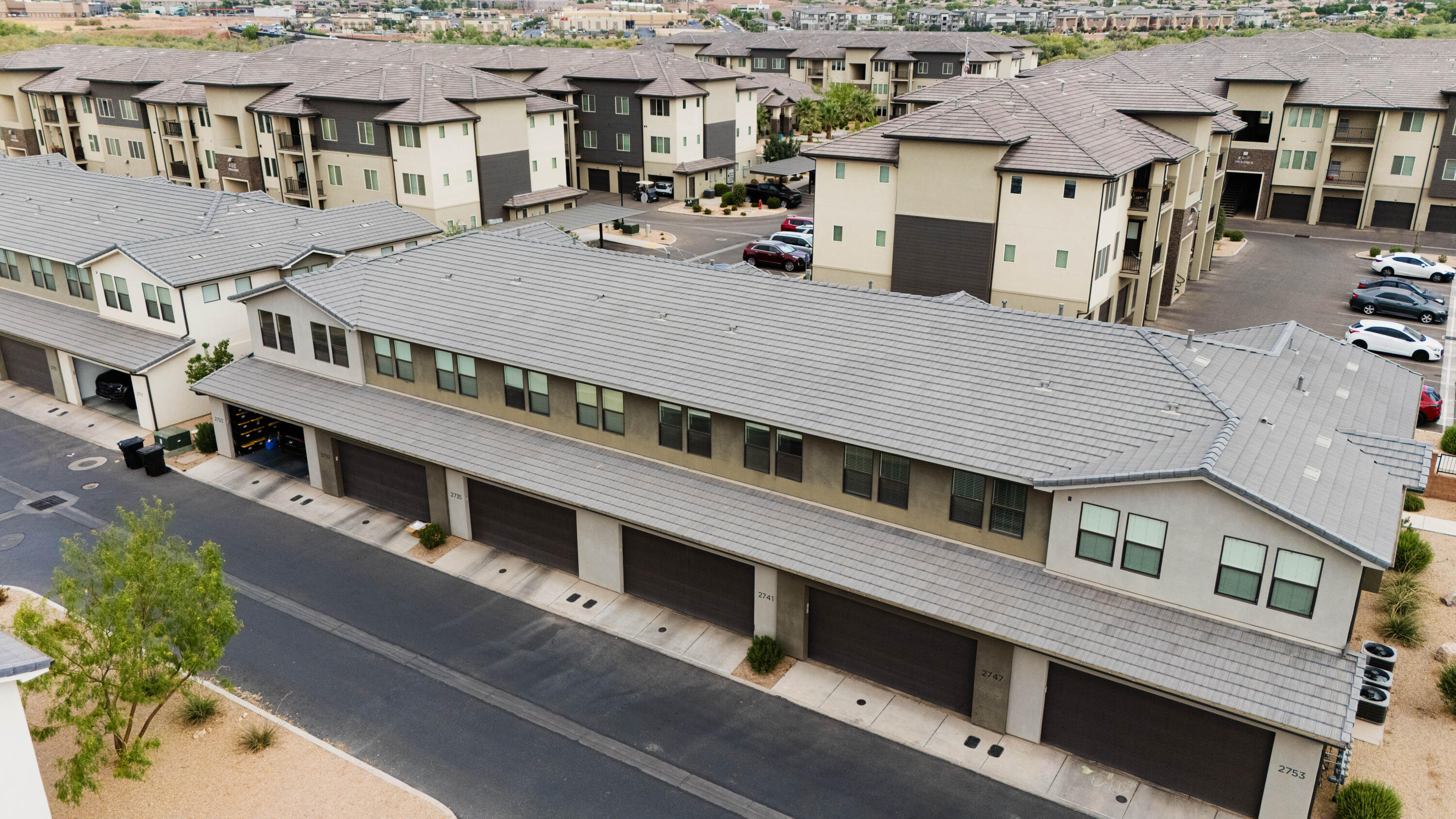 WOODLAND ESTATES TOWNHOMES - Residential