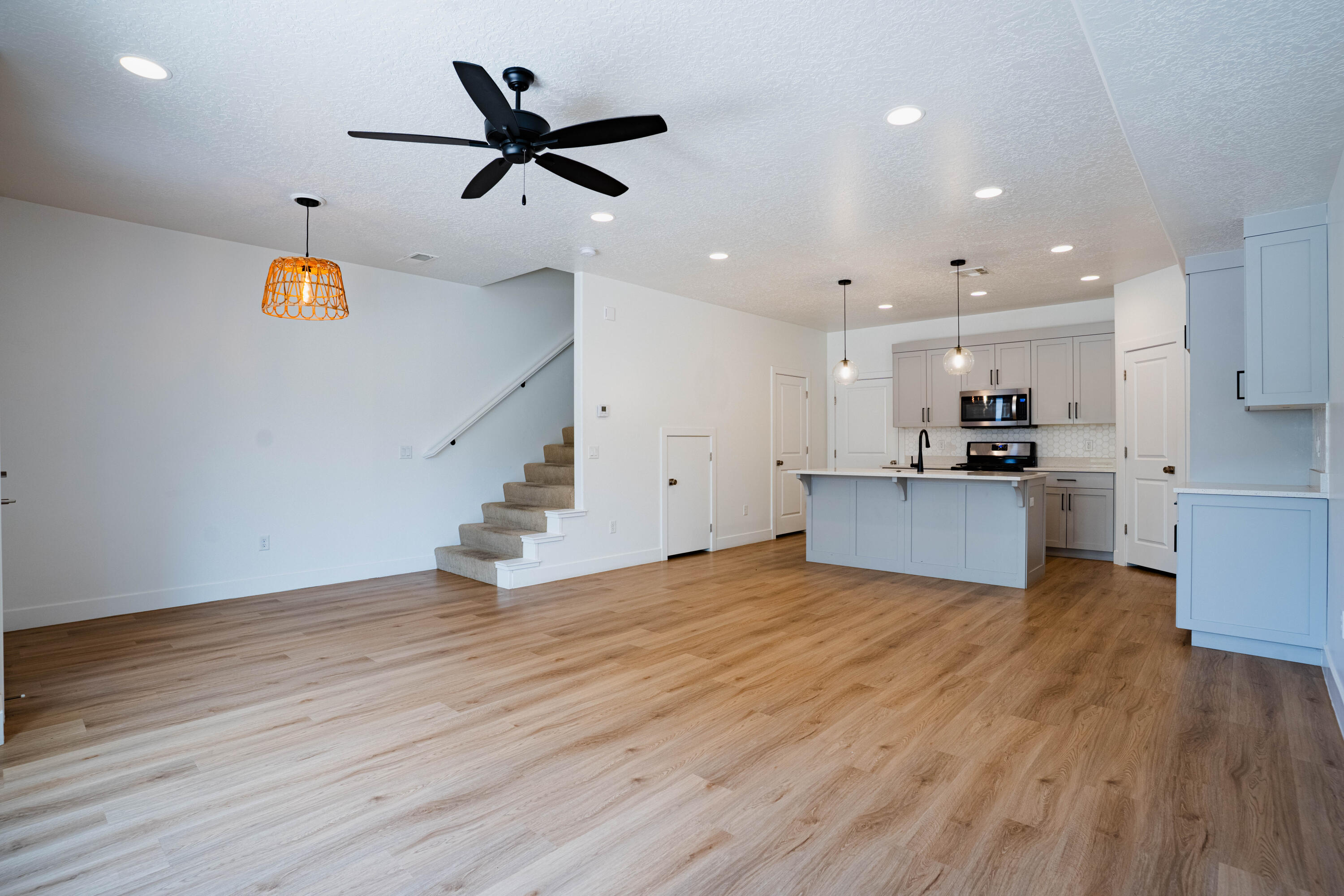 WOODLAND ESTATES TOWNHOMES - Residential