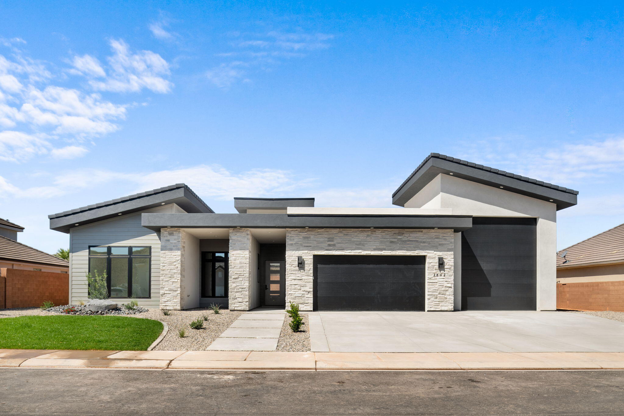 Are you looking for a beautiful new home in Dixie Springs? Here it is! This home is a 4-bedroom, 2.5-bathroom home with beautiful cabinets, counter tops, walk in closets, and a covered patio. Also, a 50' RV Garage. Close to Sand Hollow Reservoir & the Dixie Springs Park.