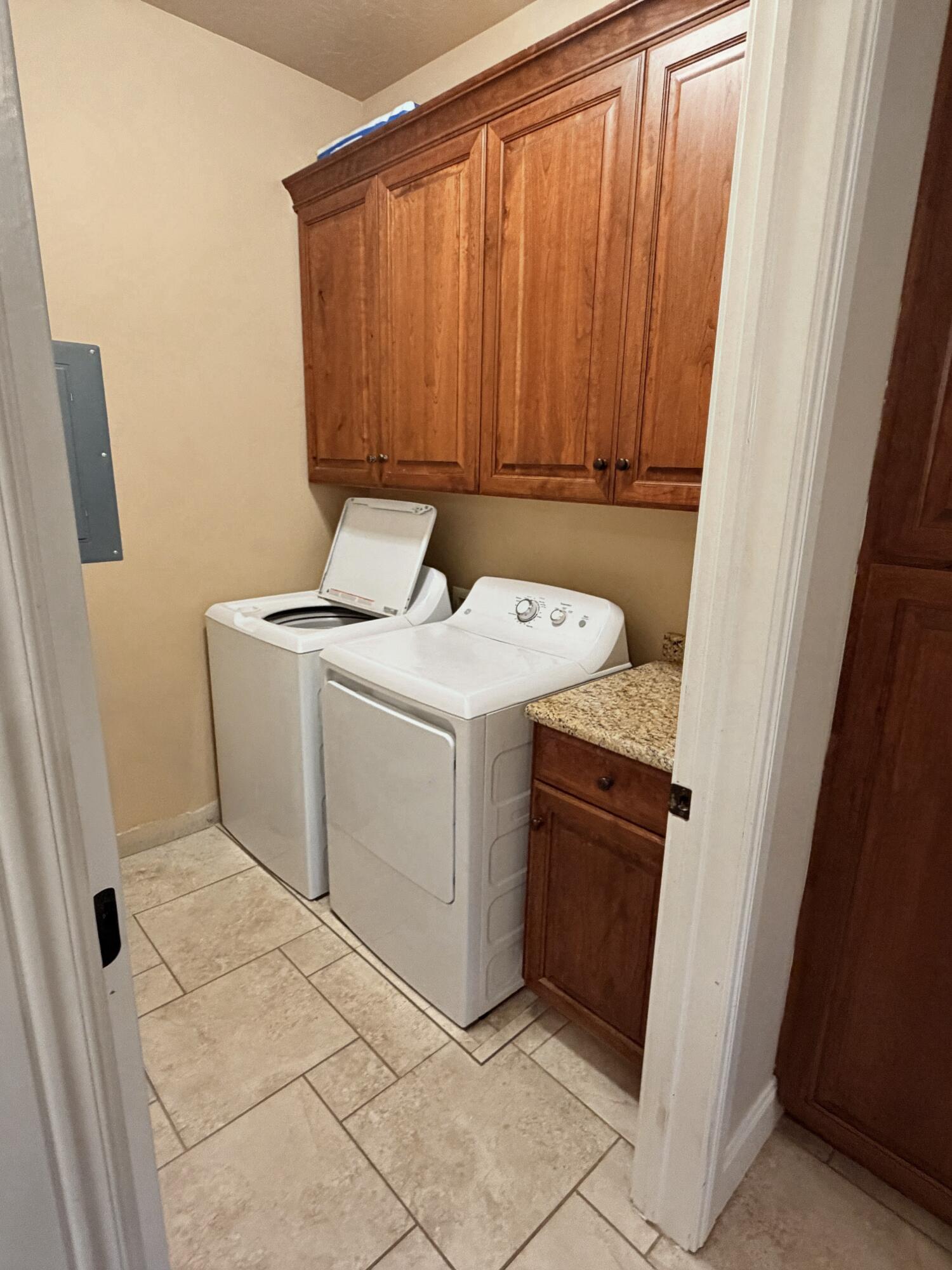 PELICAN HILLS CONDOMINIUMS - Residential