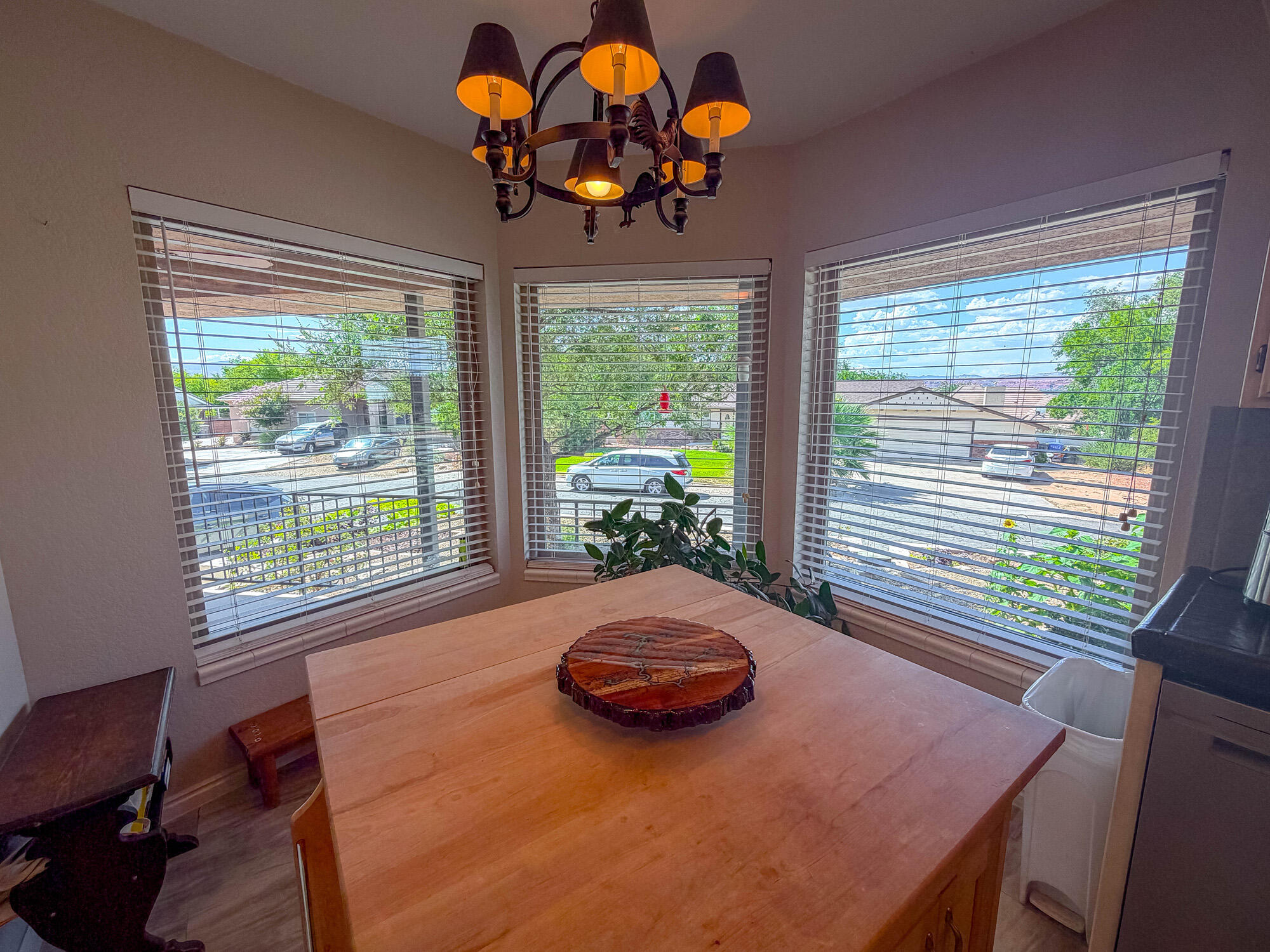 BLOOMINGTON HILLS - Residential