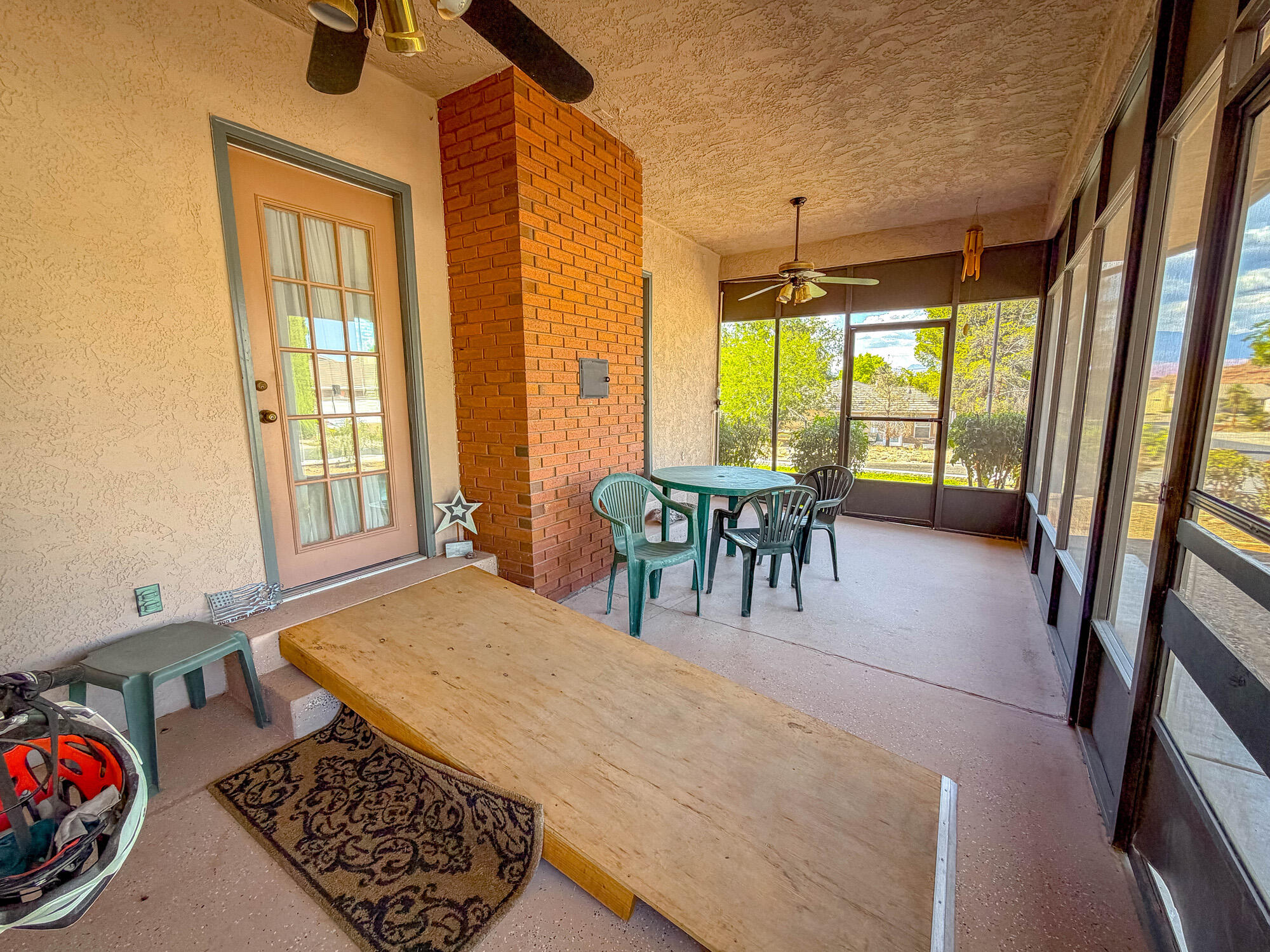 BLOOMINGTON HILLS - Residential