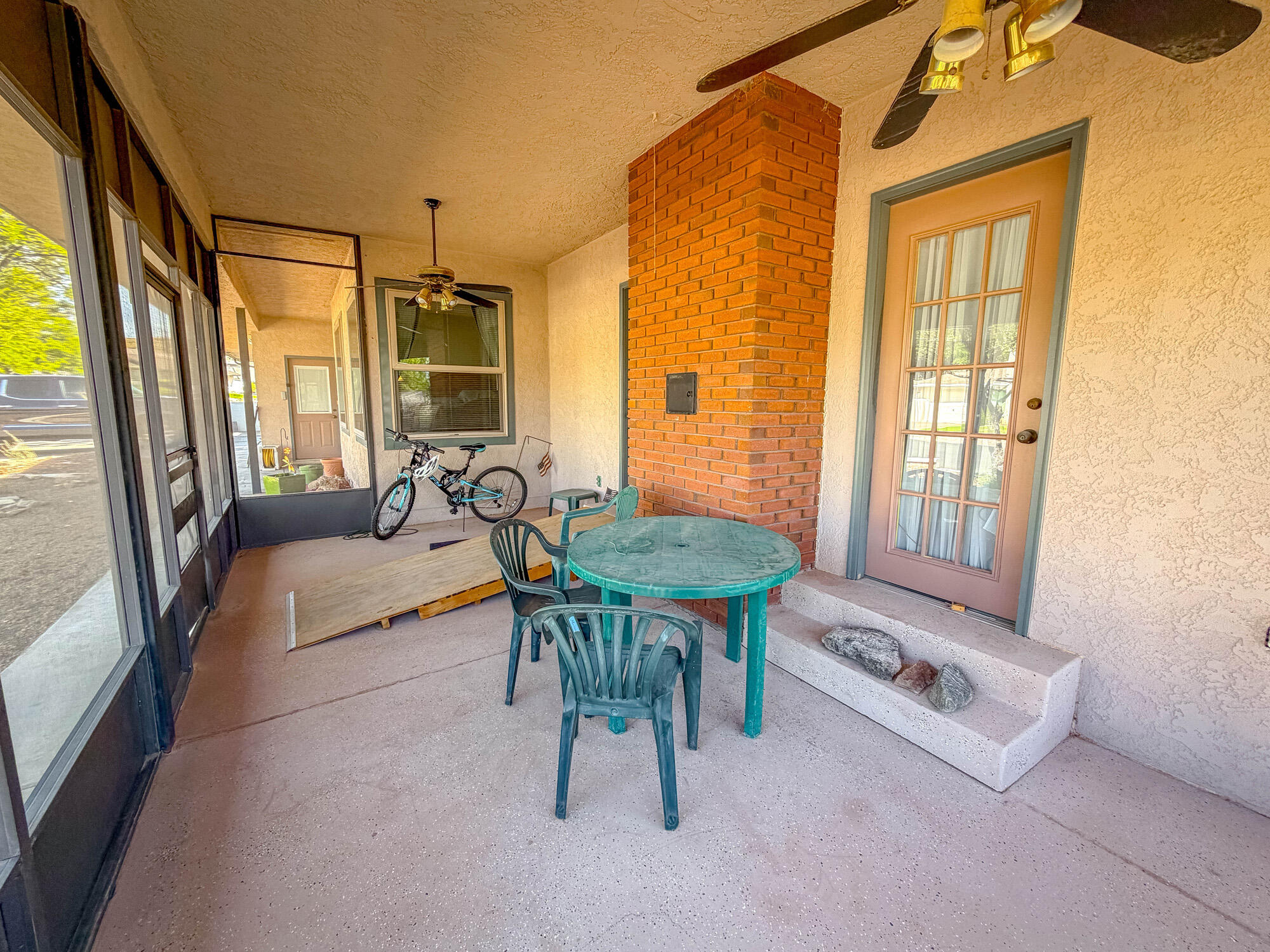 BLOOMINGTON HILLS - Residential