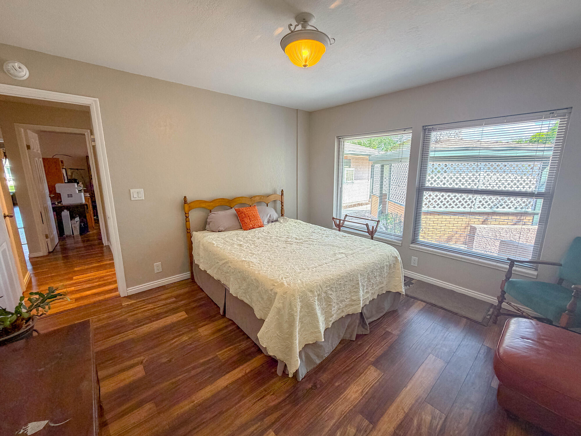 BLOOMINGTON HILLS - Residential