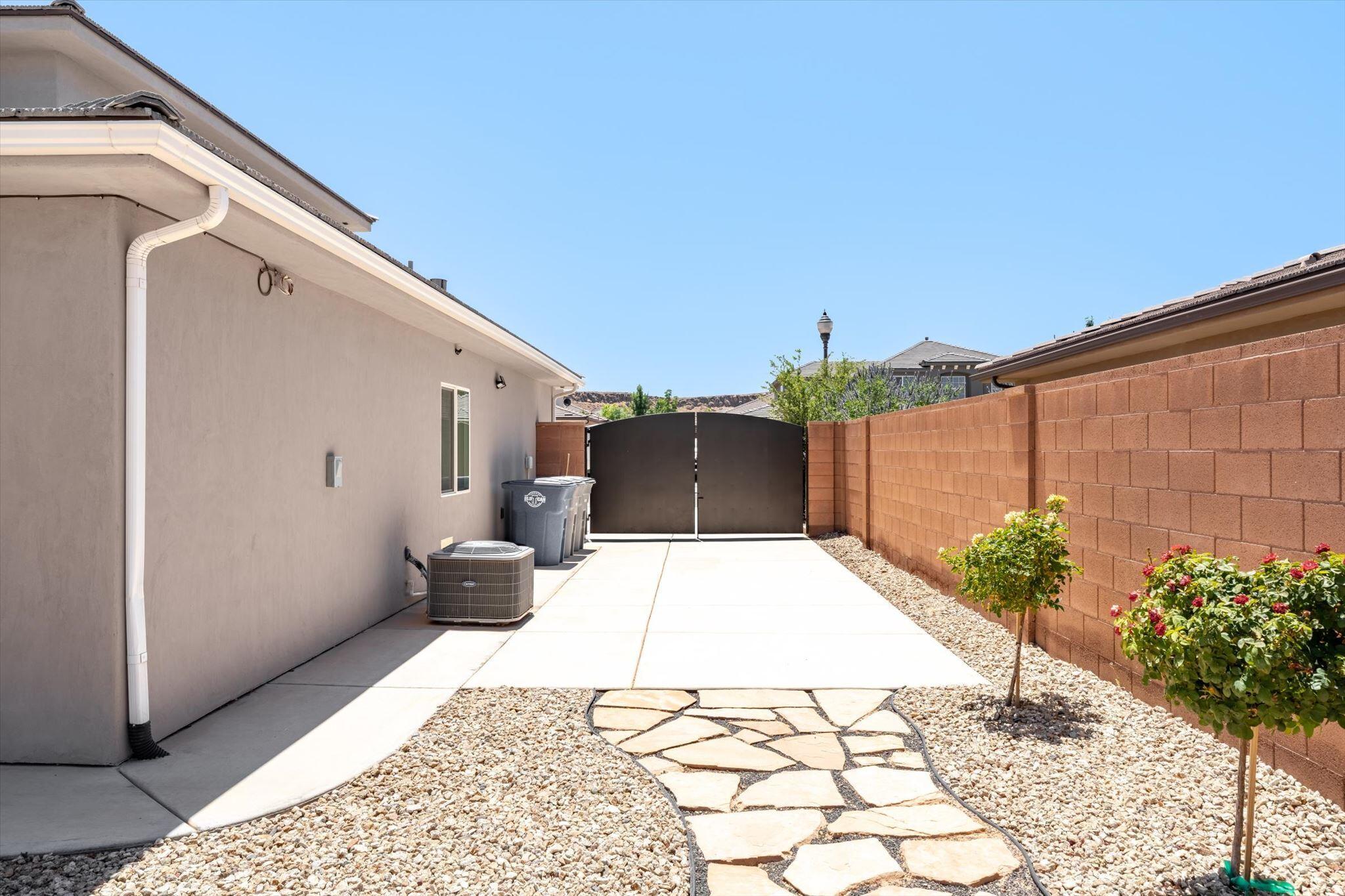 ROSEWOOD ESTATES - Residential