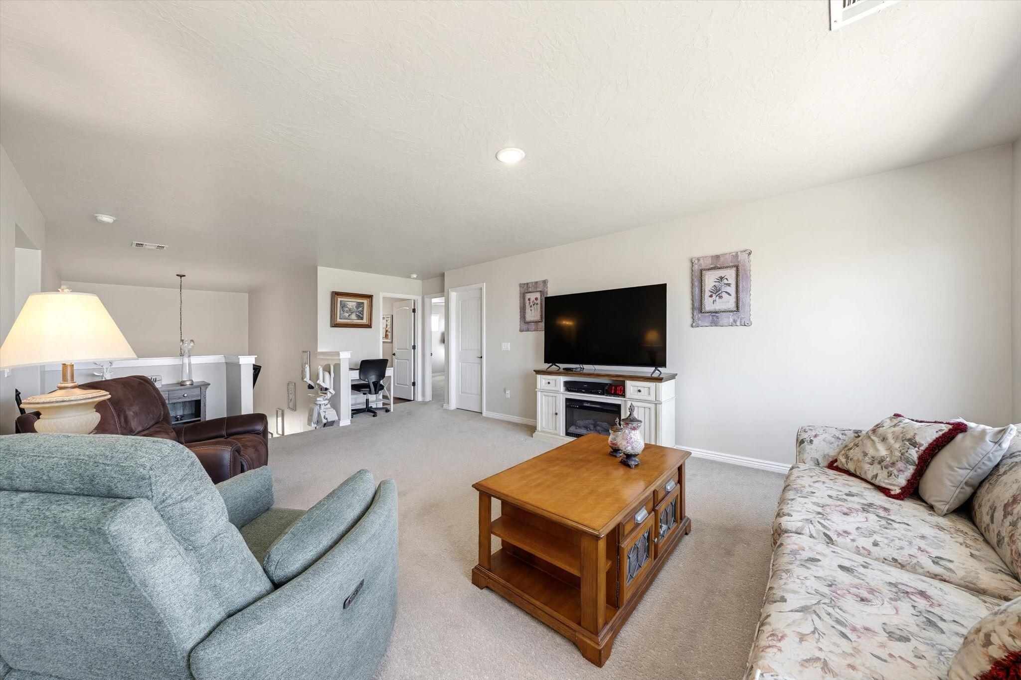 ROSEWOOD ESTATES - Residential