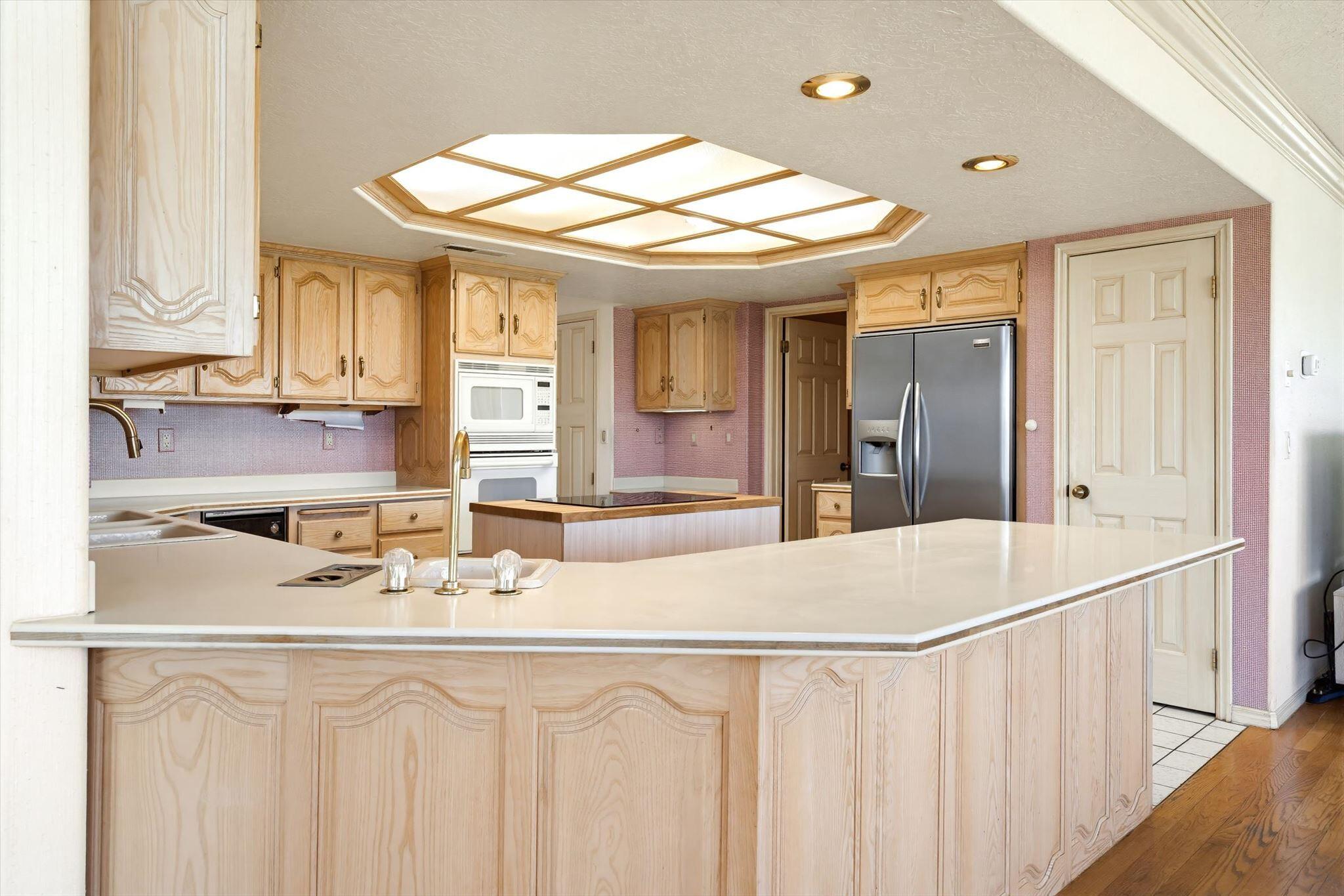 BLOOMINGTON COUNTRY CLUB - Residential