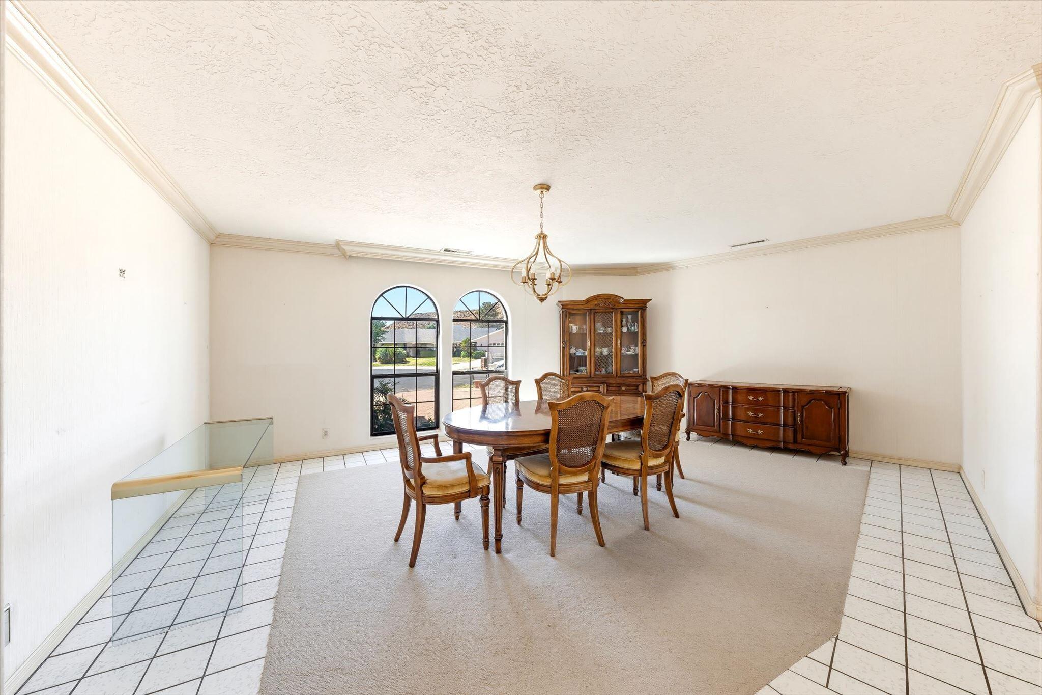 BLOOMINGTON COUNTRY CLUB - Residential