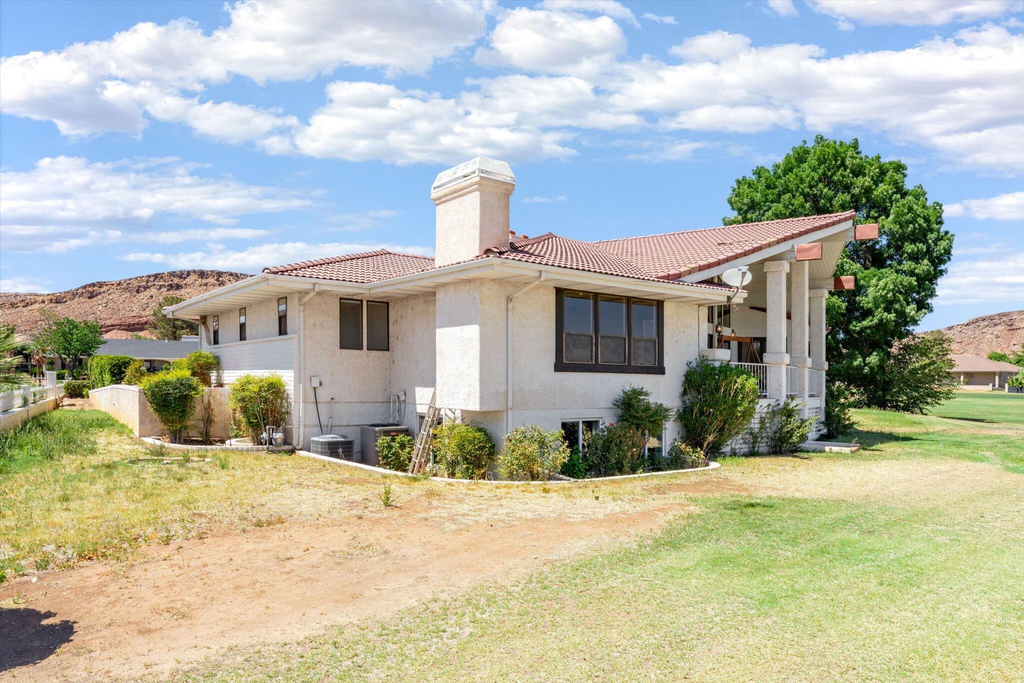 BLOOMINGTON COUNTRY CLUB - Residential