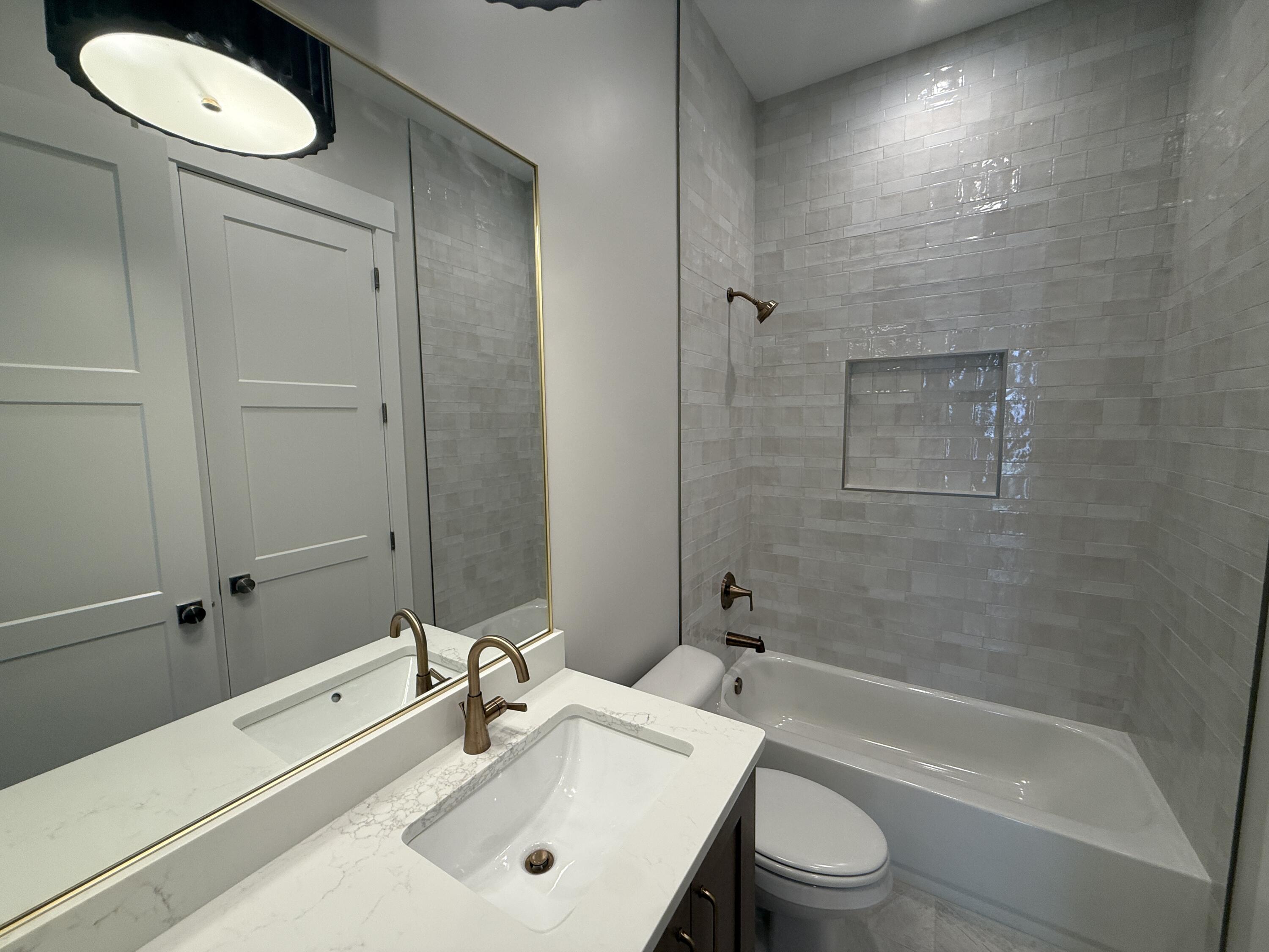 ESTATES AT BURKE SPRINGS - Residential