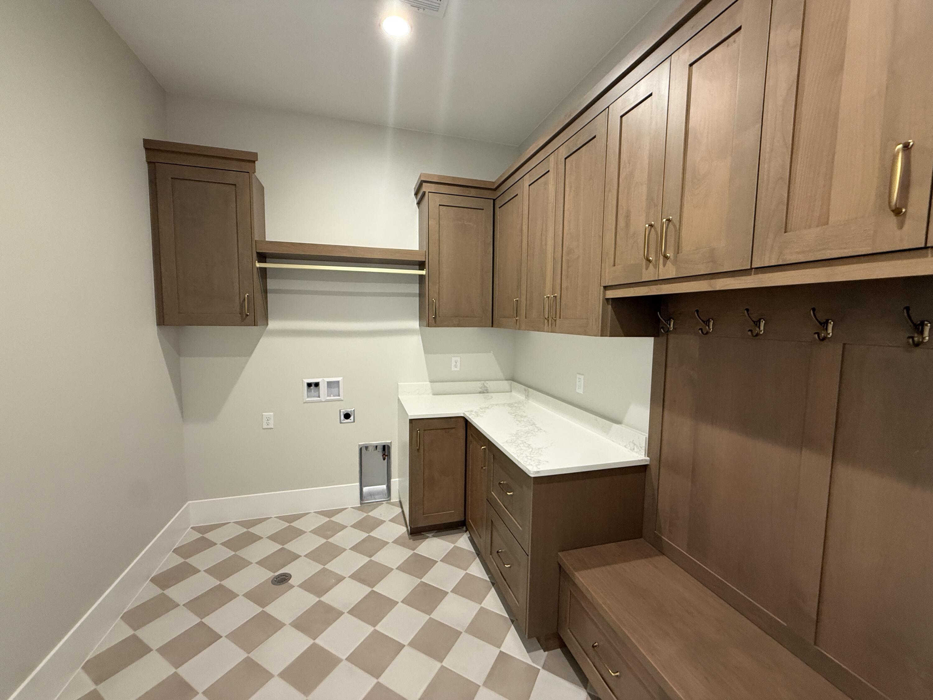 ESTATES AT BURKE SPRINGS - Residential