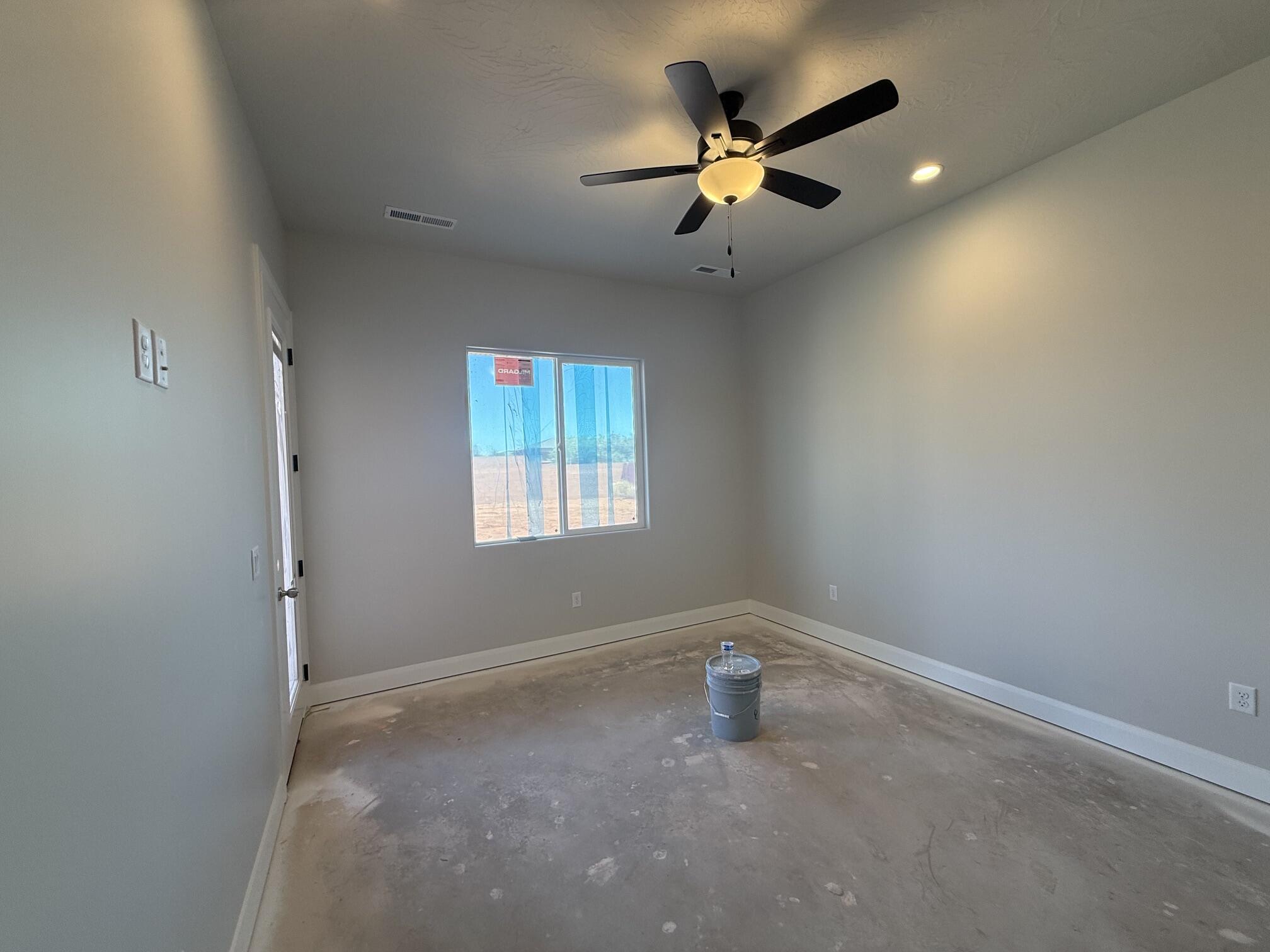 ONYX CANYON - Residential