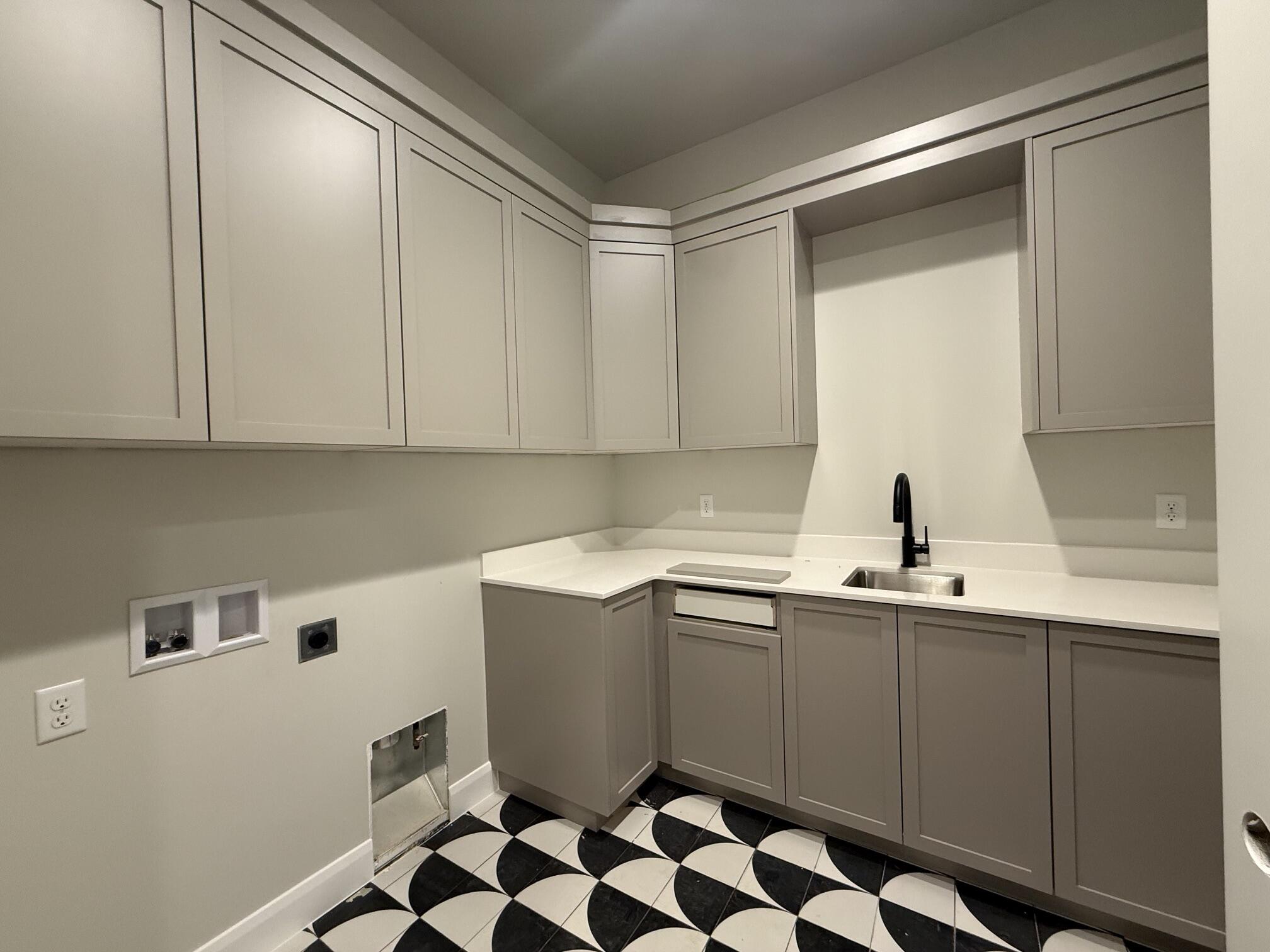 ONYX CANYON - Residential