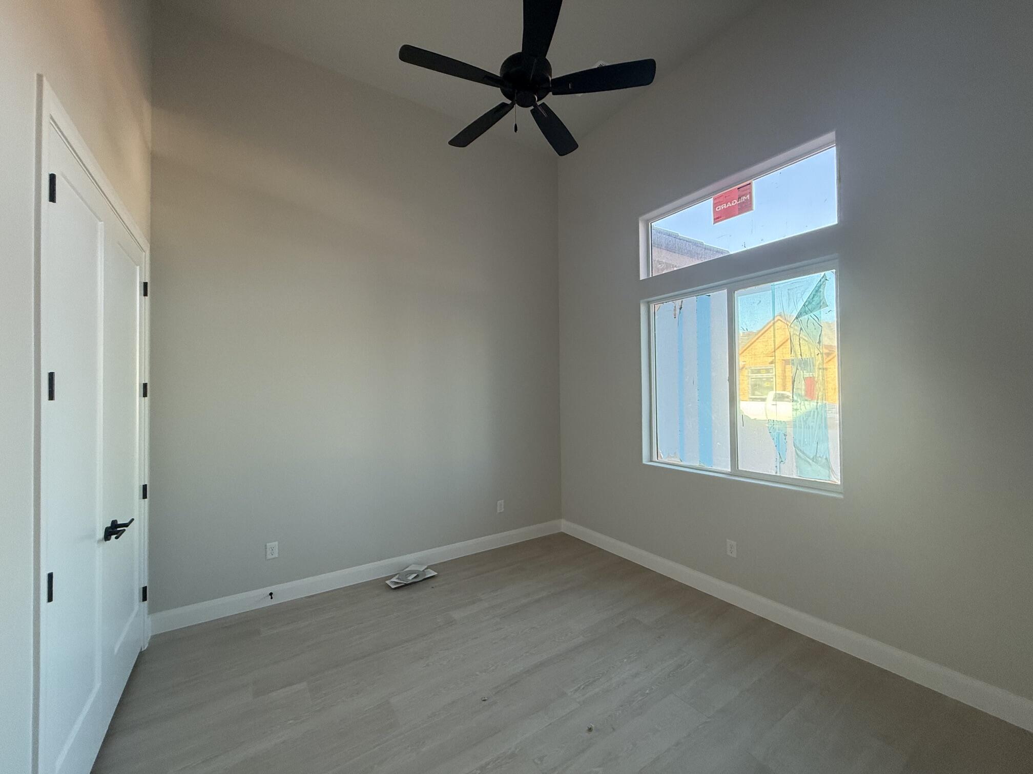 ONYX CANYON - Residential