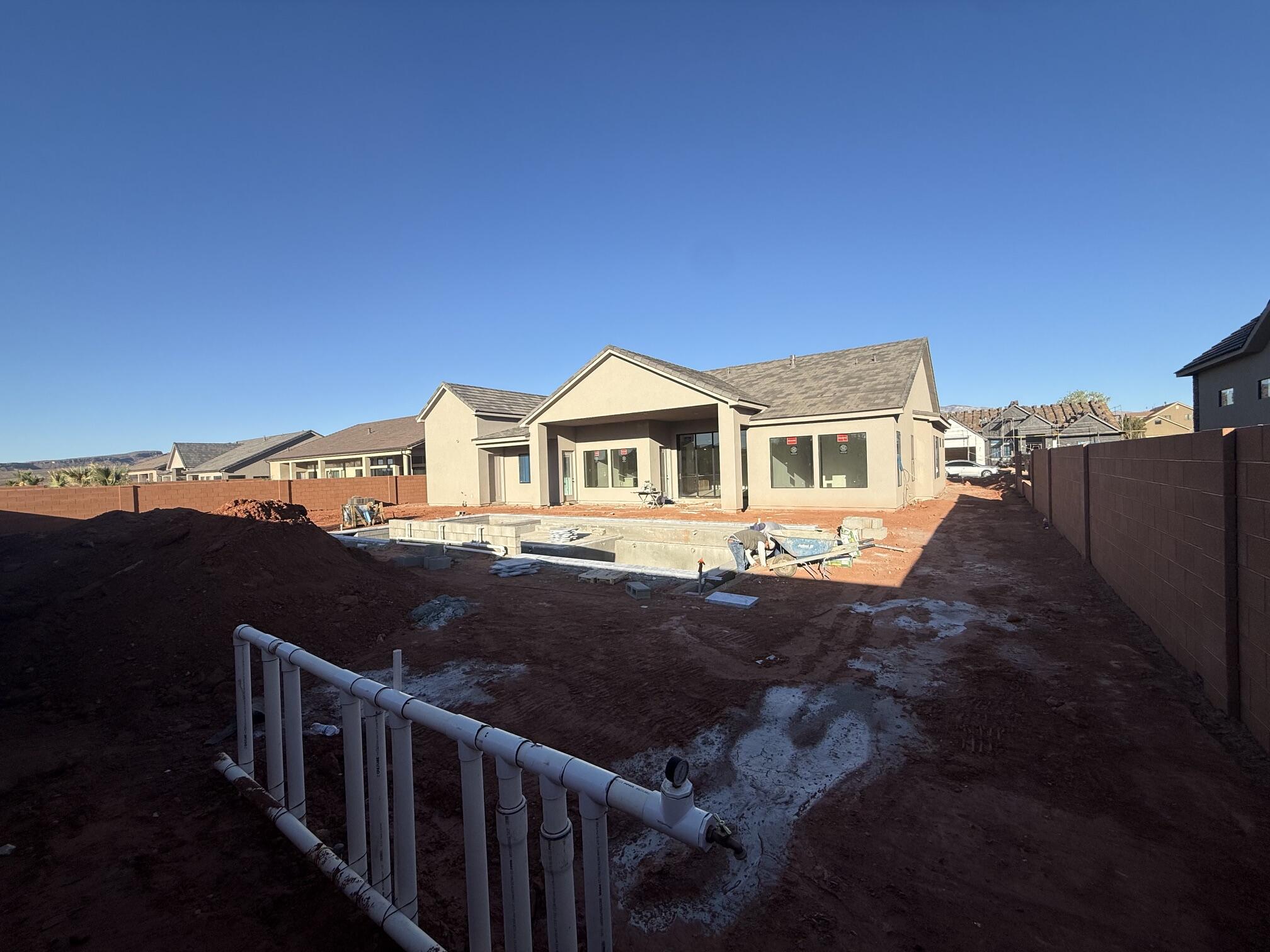 ONYX CANYON - Residential