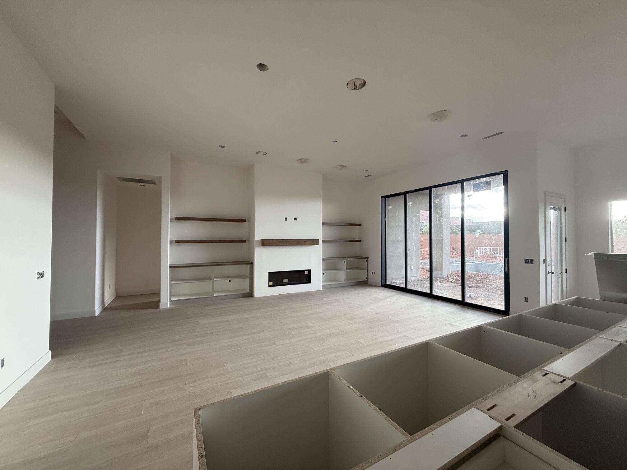 ONYX CANYON - Residential