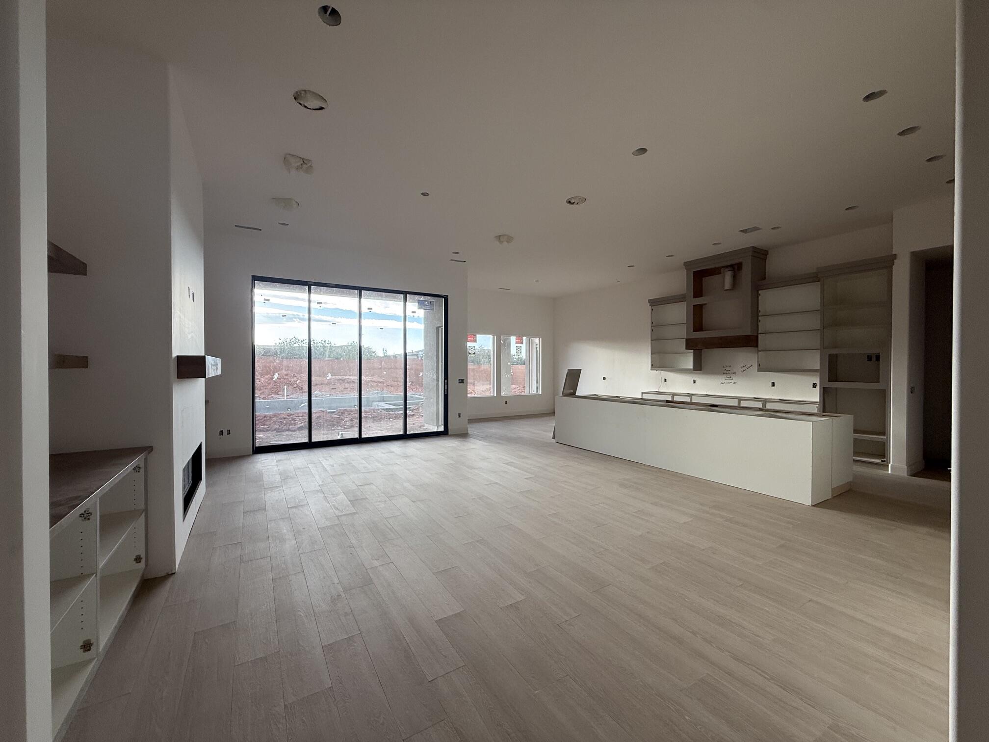 ONYX CANYON - Residential