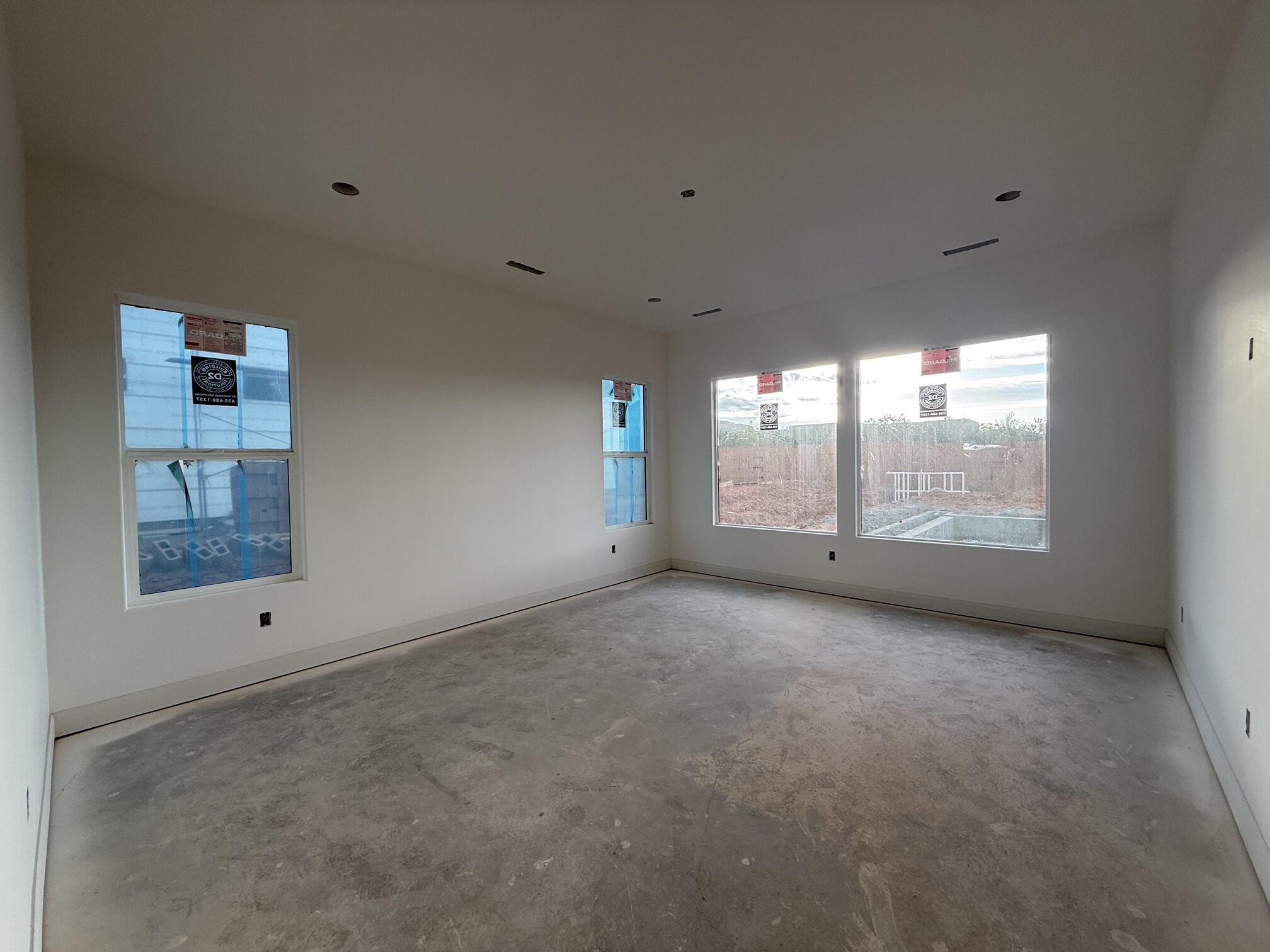 ONYX CANYON - Residential