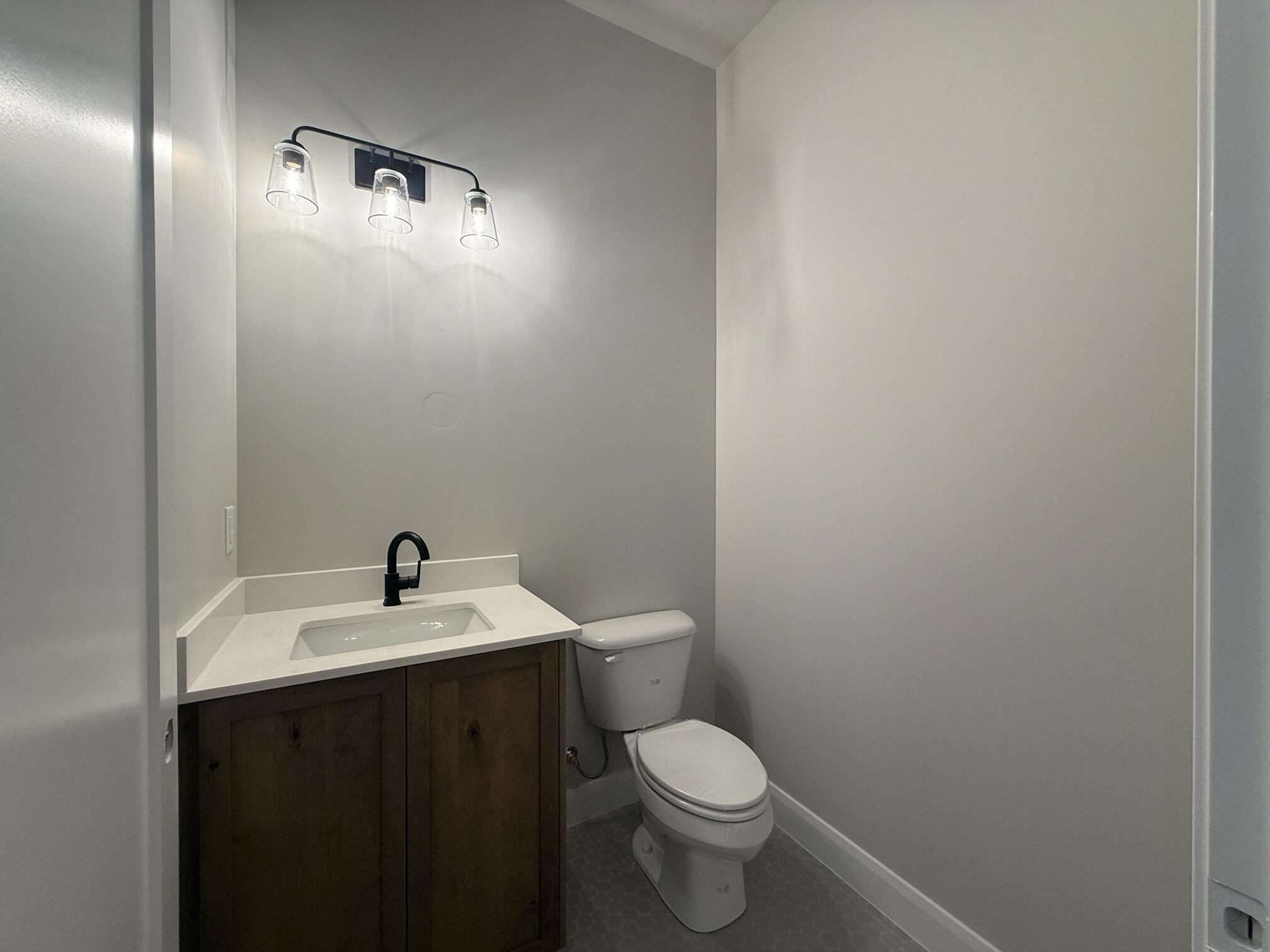 ONYX CANYON - Residential