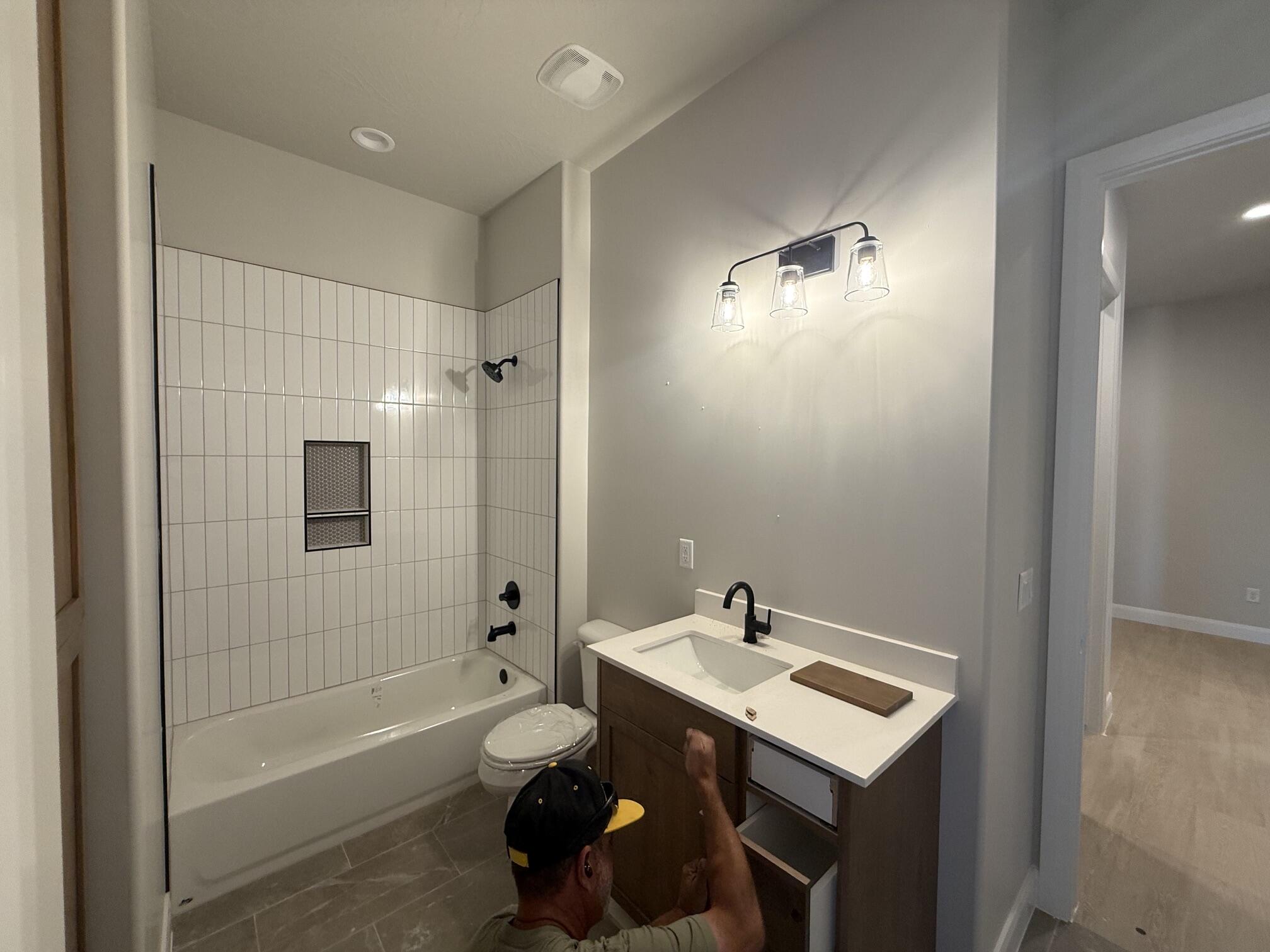 ONYX CANYON - Residential