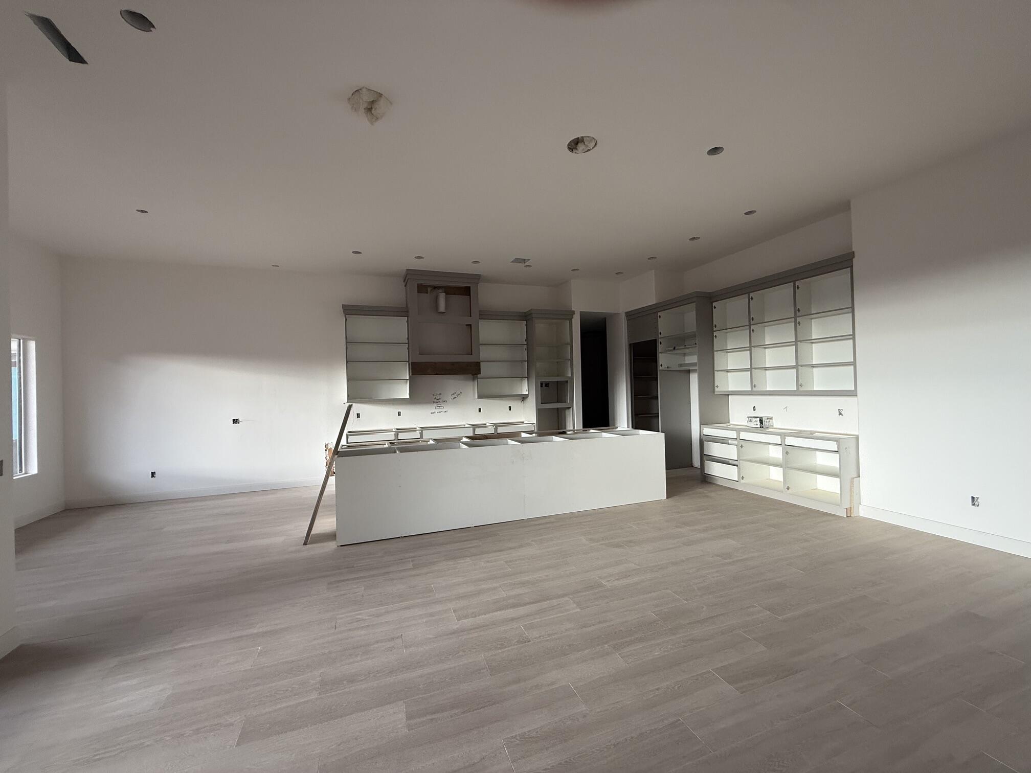 ONYX CANYON - Residential