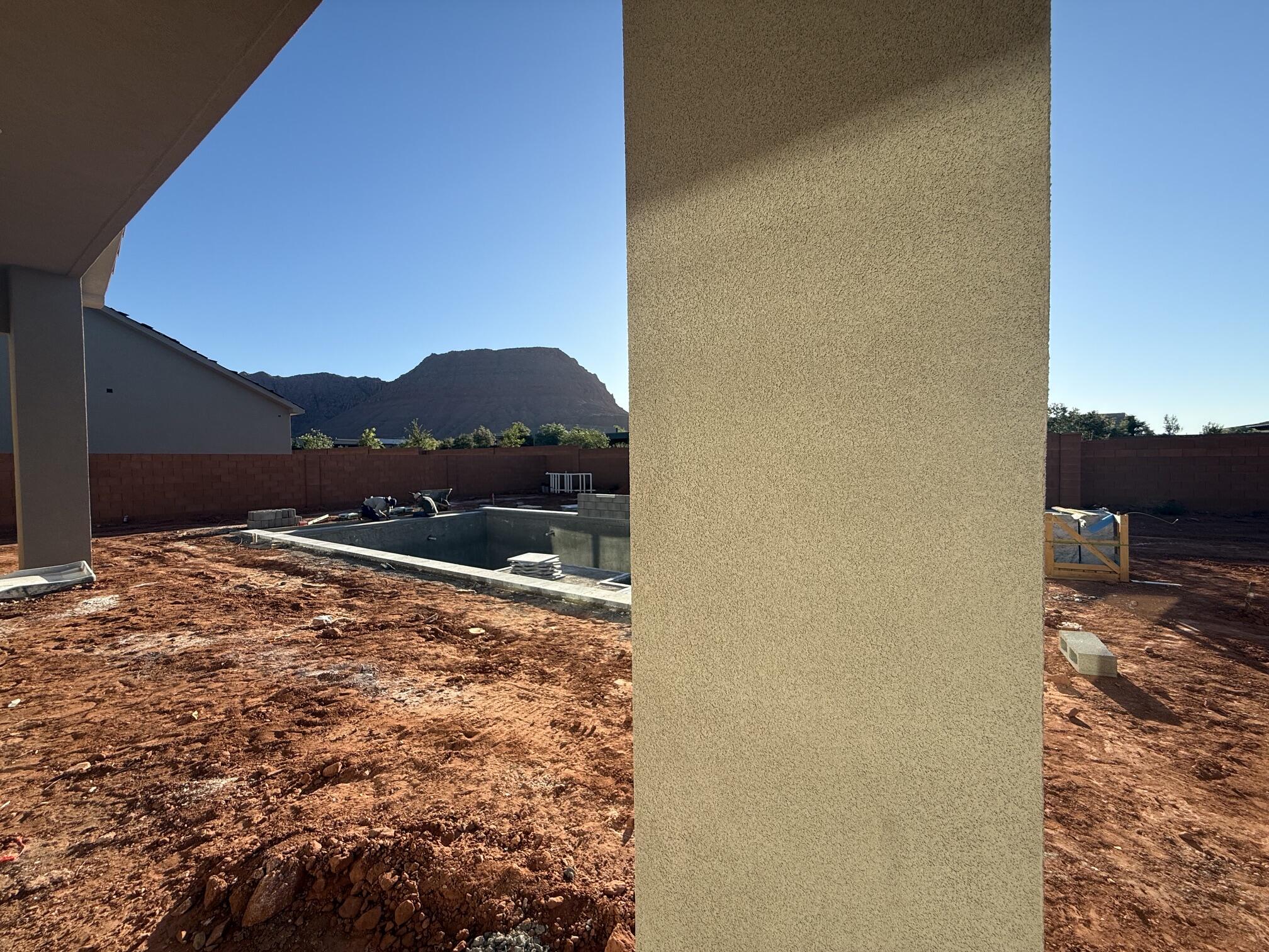 ONYX CANYON - Residential