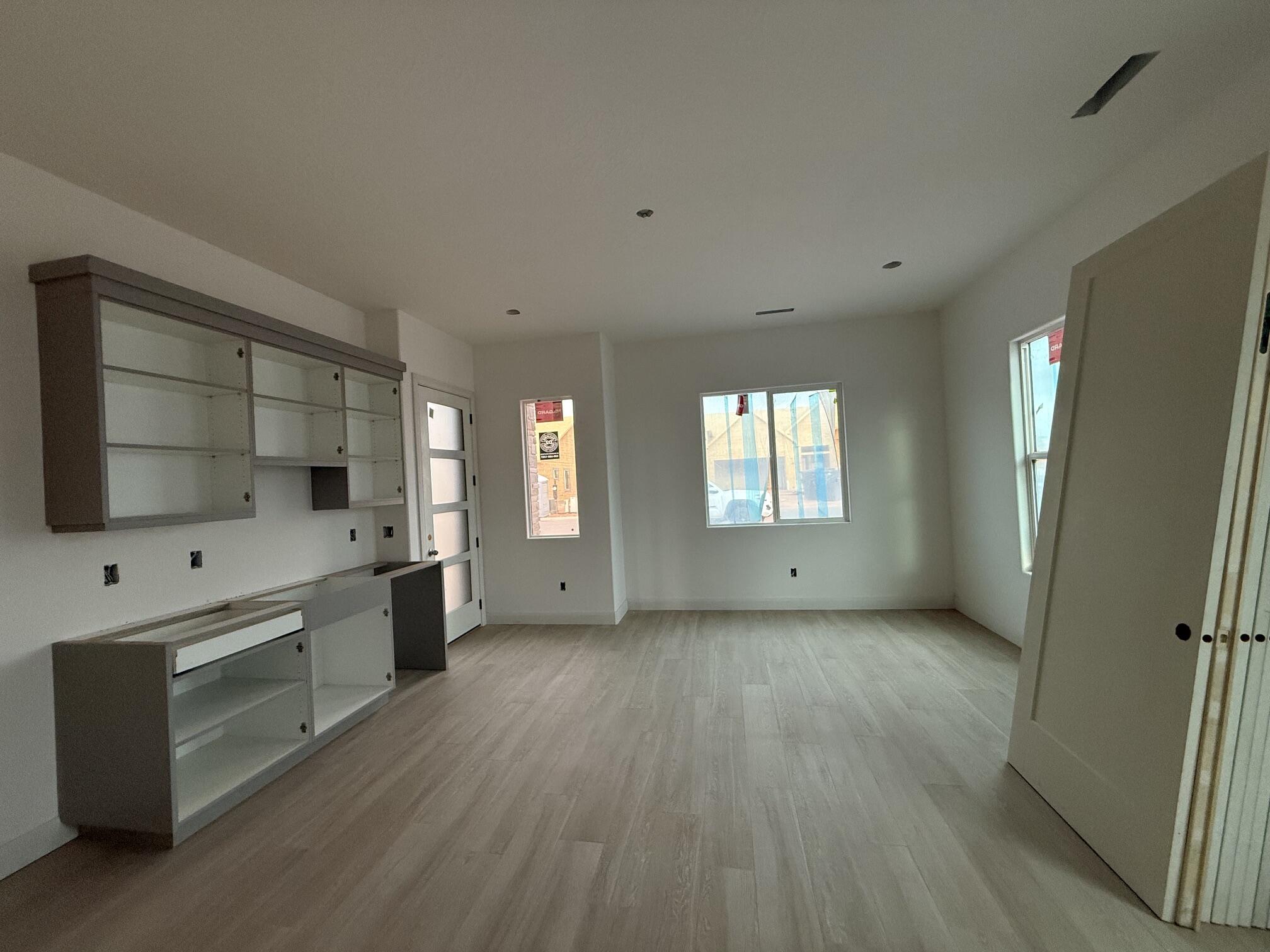 ONYX CANYON - Residential