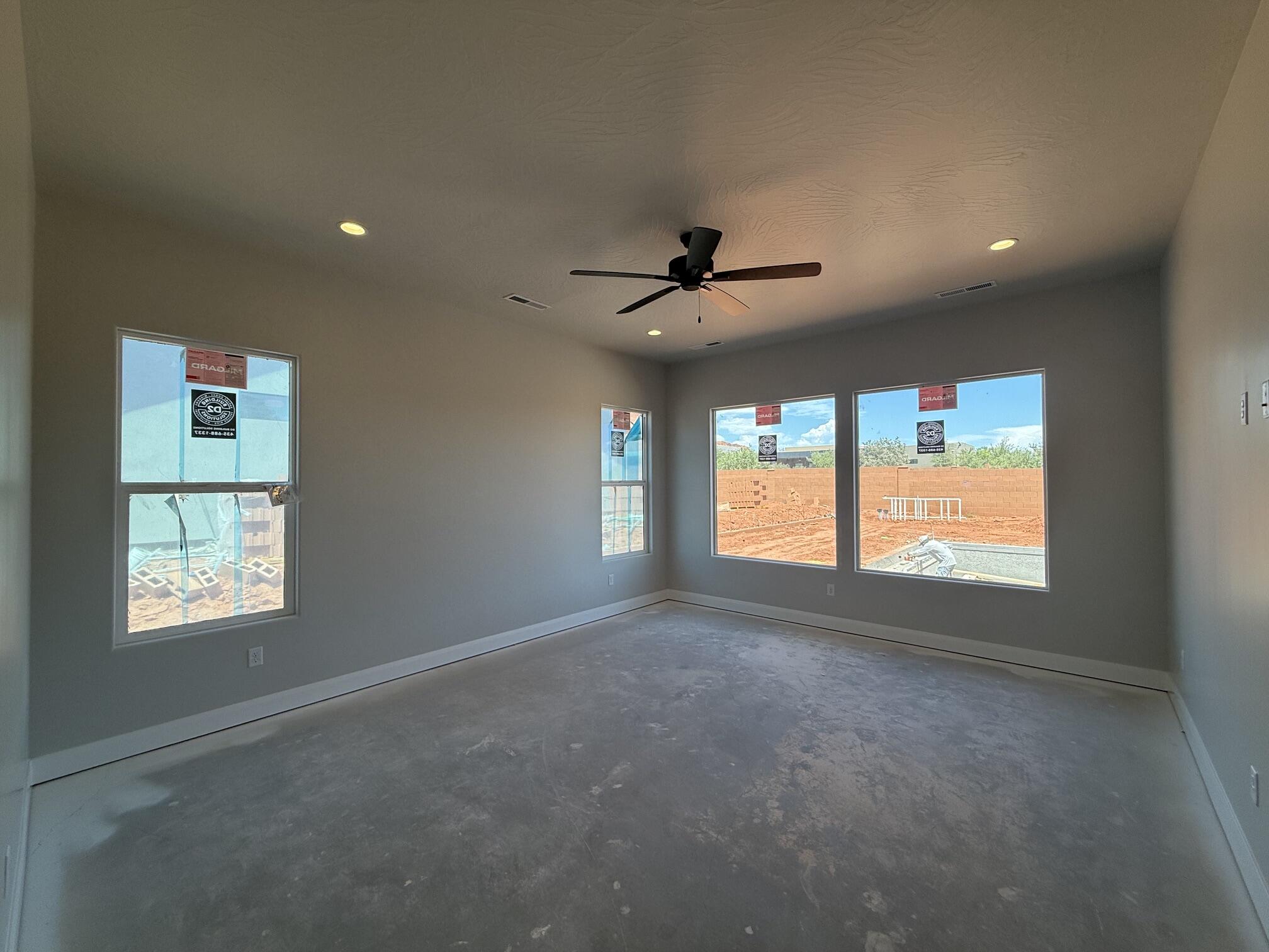 ONYX CANYON - Residential