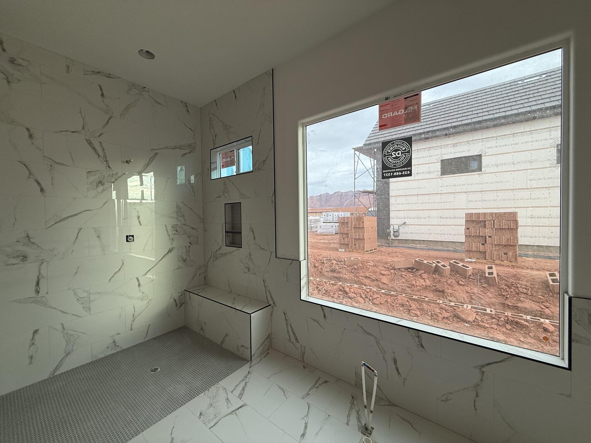 ONYX CANYON - Residential