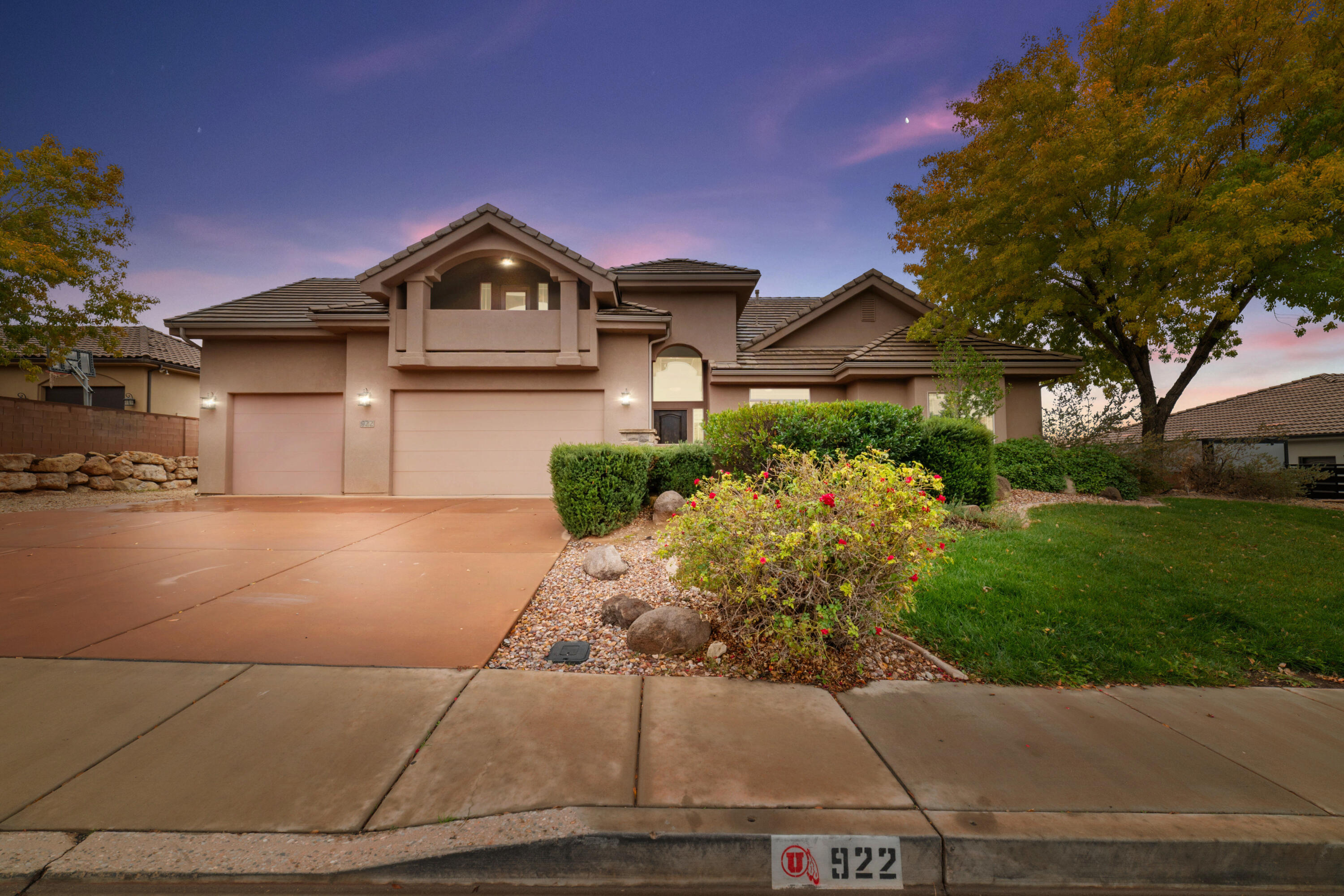 HIGH CHAPARRAL AT THE WASHINGTON BENCH - Residential