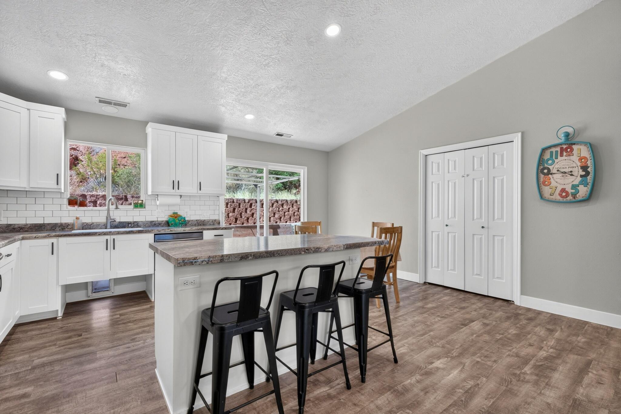 CANNON PARKVIEW TOWNHOMES - Residential