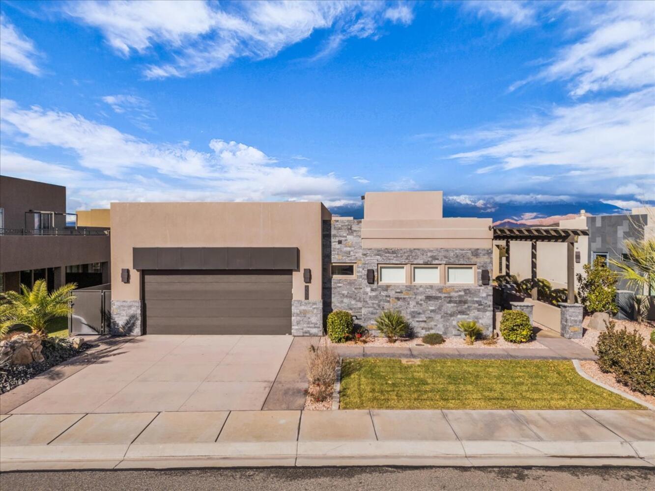 TAVA RESORT AT SAND HOLLOW - Residential