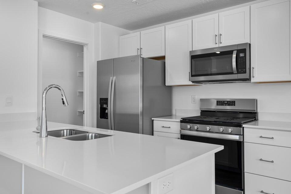 LAVENDER CANYON AT LONG VALLEY - Residential