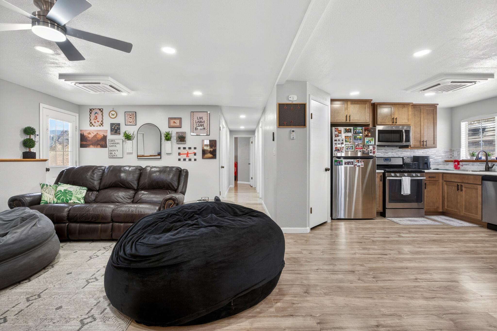 TOQUERVILLE ESTATES - Residential