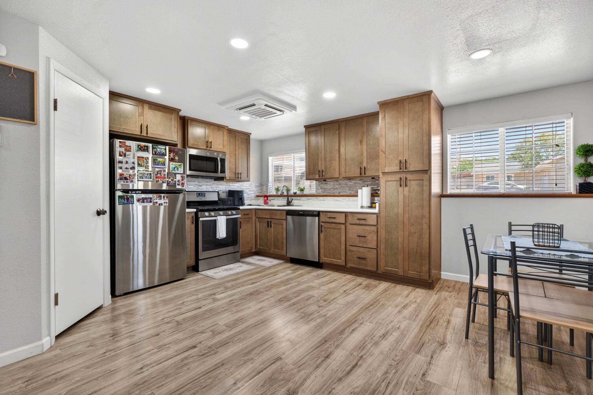 TOQUERVILLE ESTATES - Residential