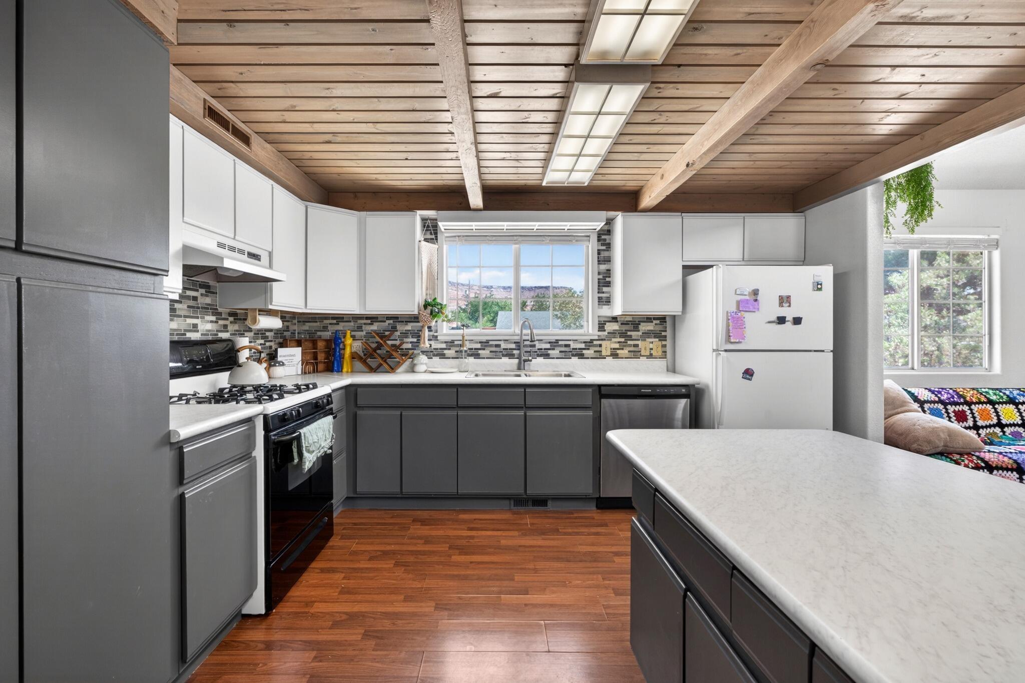 TOQUERVILLE ESTATES - Residential