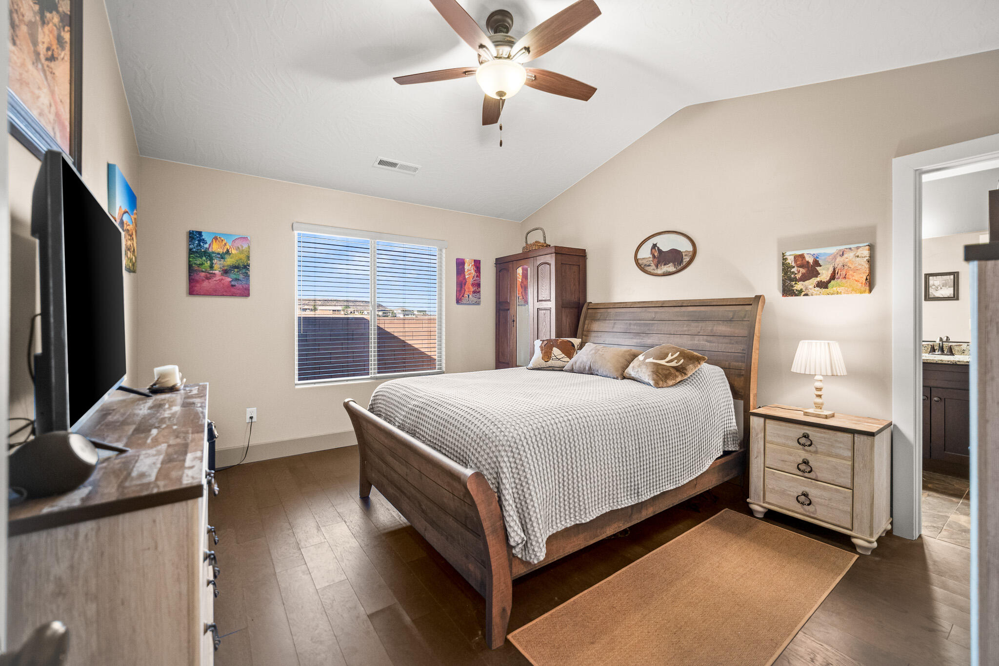 JOSHUAS AT SOUTHGATE - Residential
