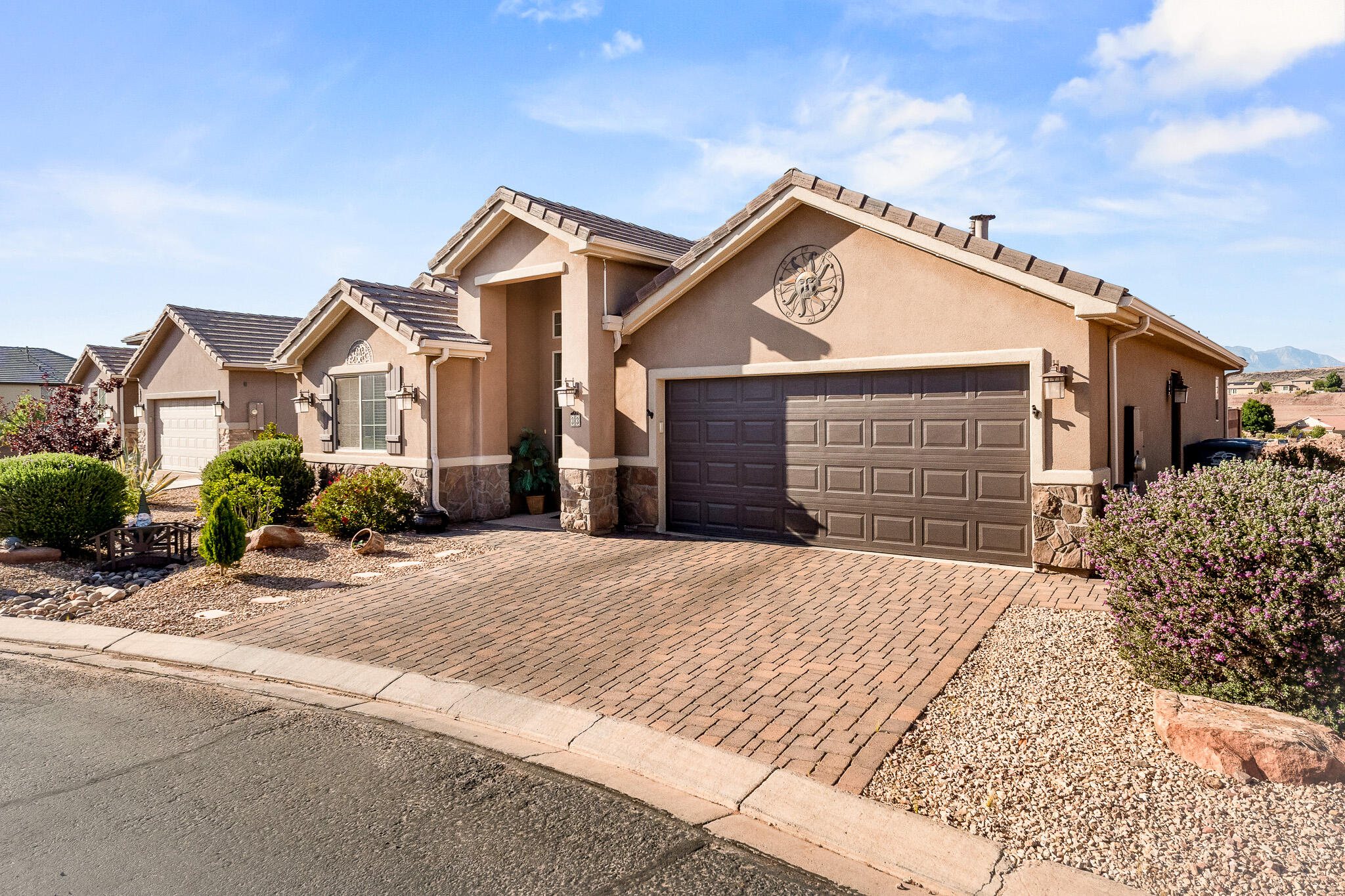 JOSHUAS AT SOUTHGATE - Residential