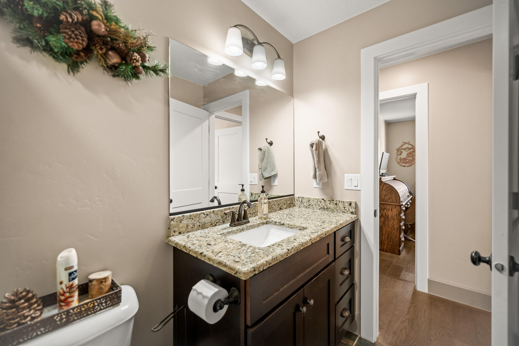 JOSHUAS AT SOUTHGATE - Residential