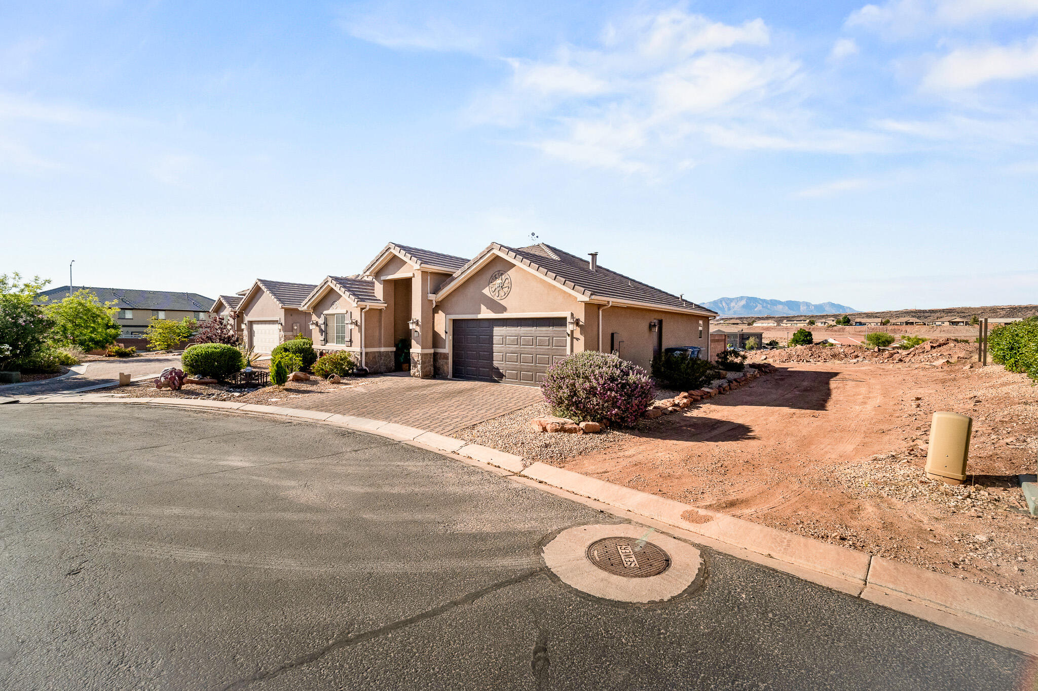 JOSHUAS AT SOUTHGATE - Residential