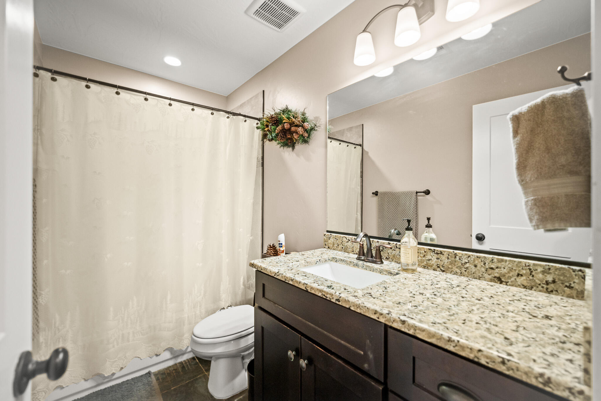 JOSHUAS AT SOUTHGATE - Residential