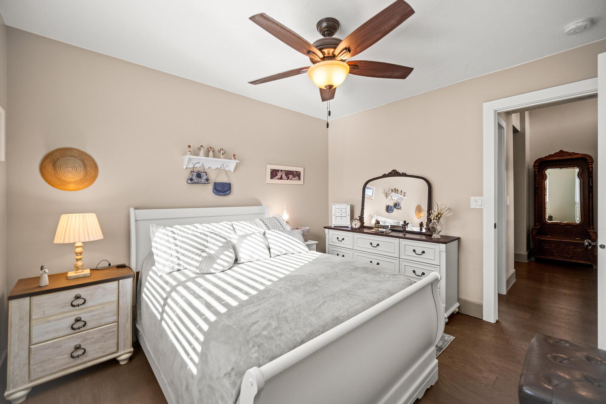JOSHUAS AT SOUTHGATE - Residential