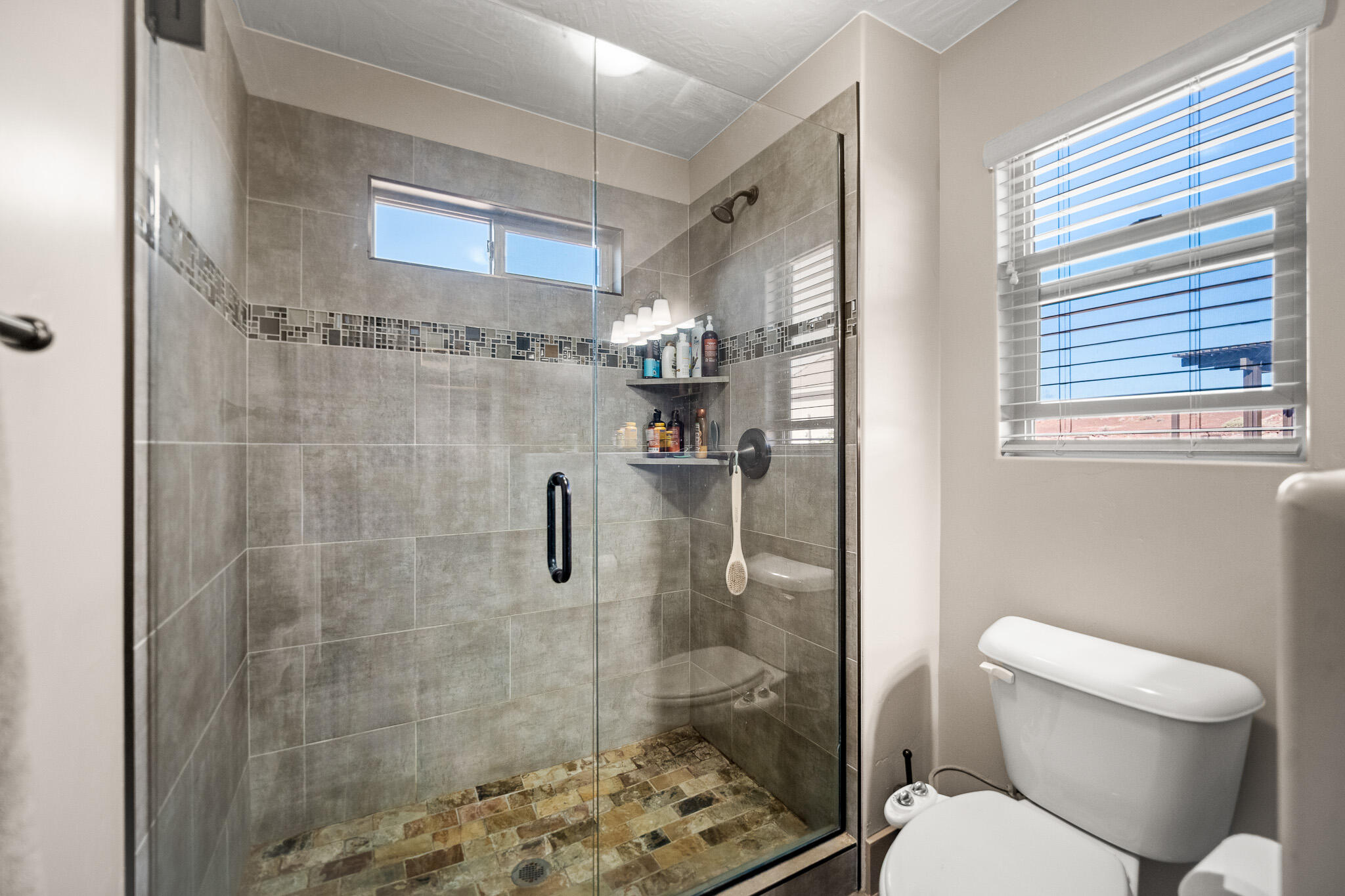 JOSHUAS AT SOUTHGATE - Residential