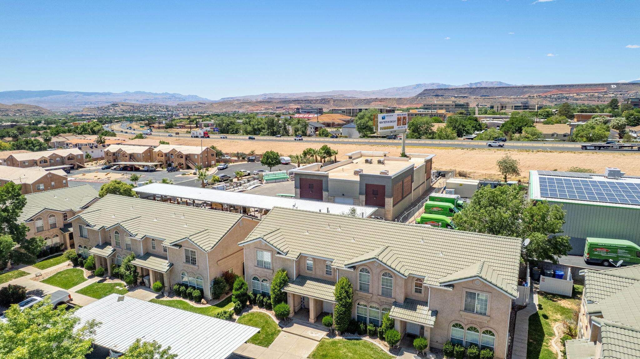 LA PALOMA CONDOS - Residential