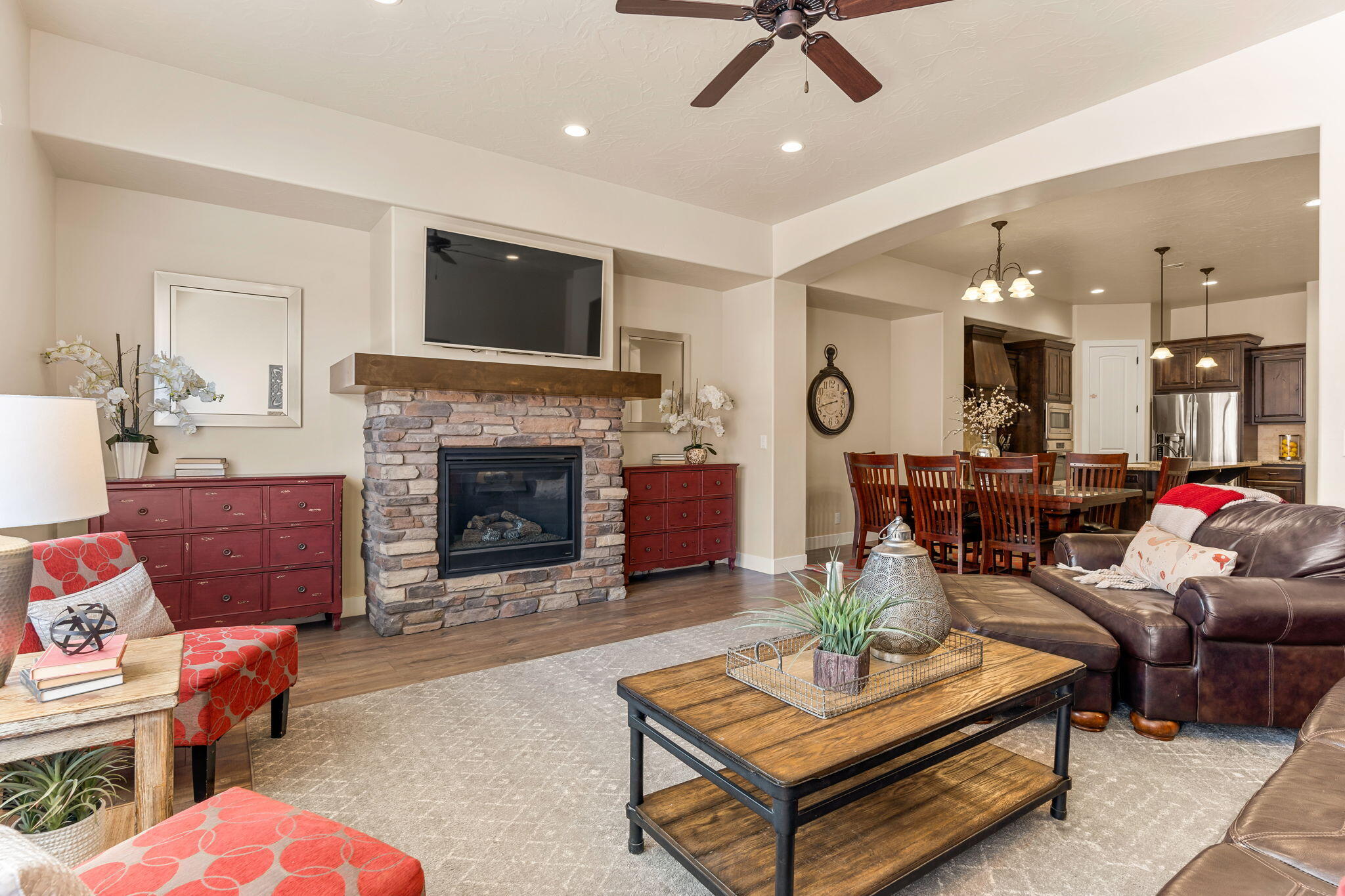CORAL RIDGE TOWNHOMES - Residential