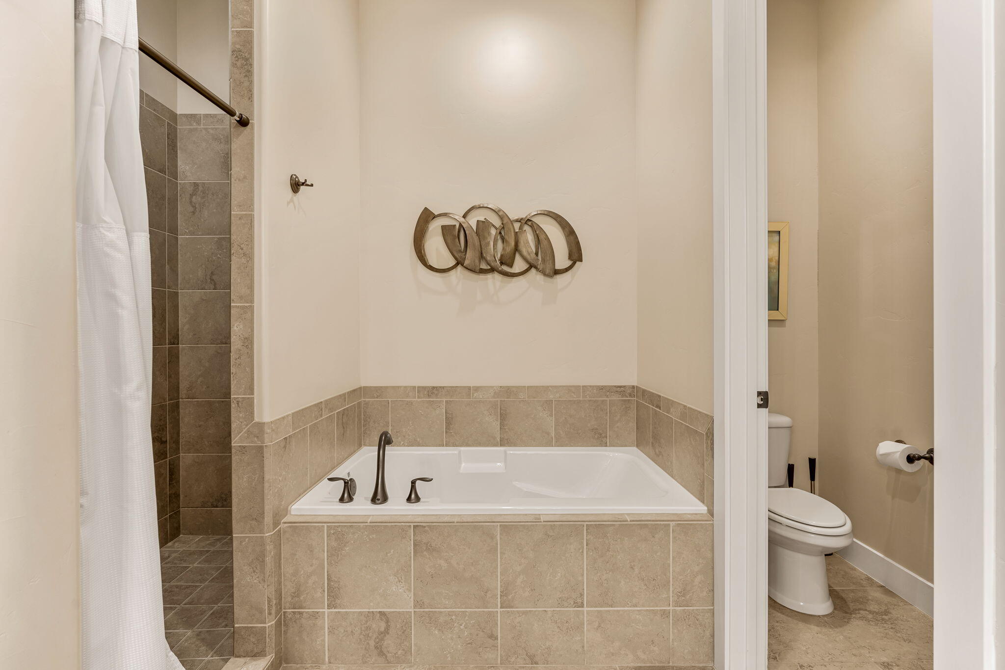 CORAL RIDGE TOWNHOMES - Residential
