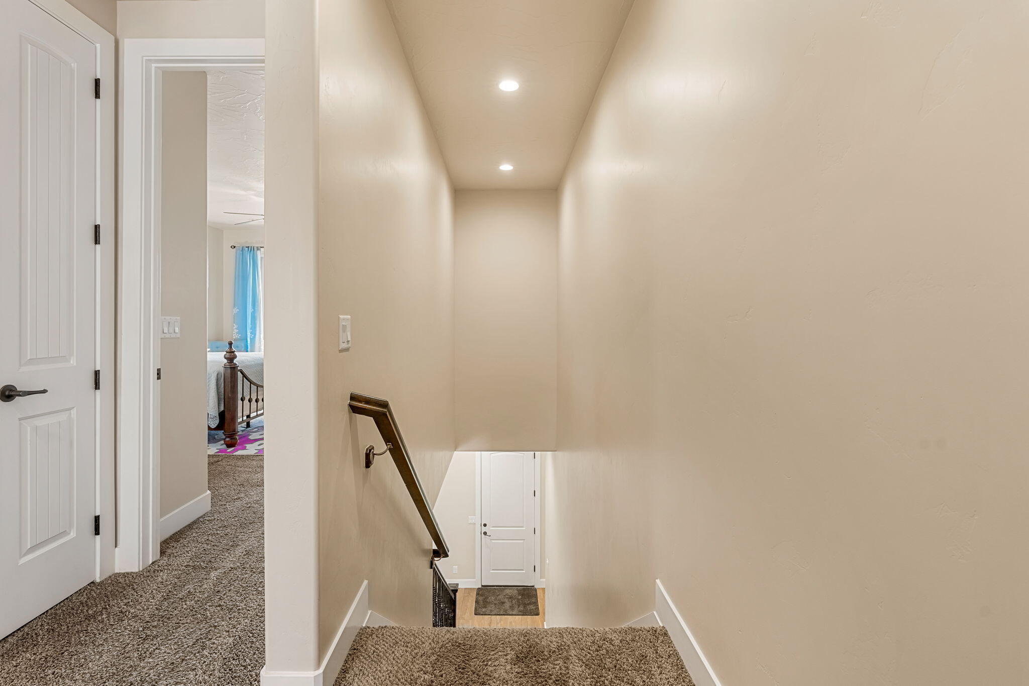 CORAL RIDGE TOWNHOMES - Residential