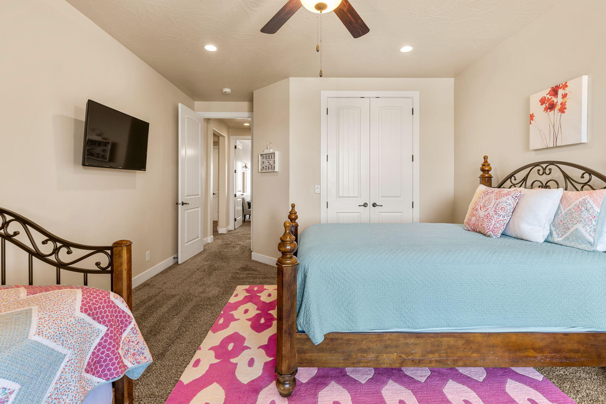 CORAL RIDGE TOWNHOMES - Residential