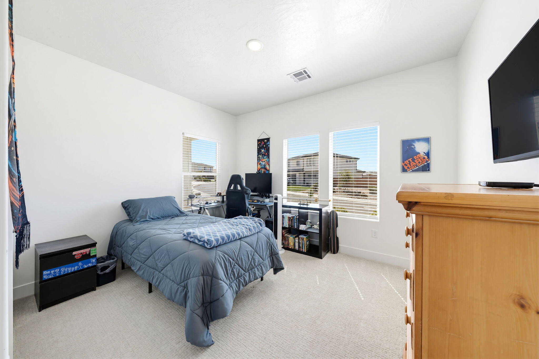 SAGE CANYON - Residential