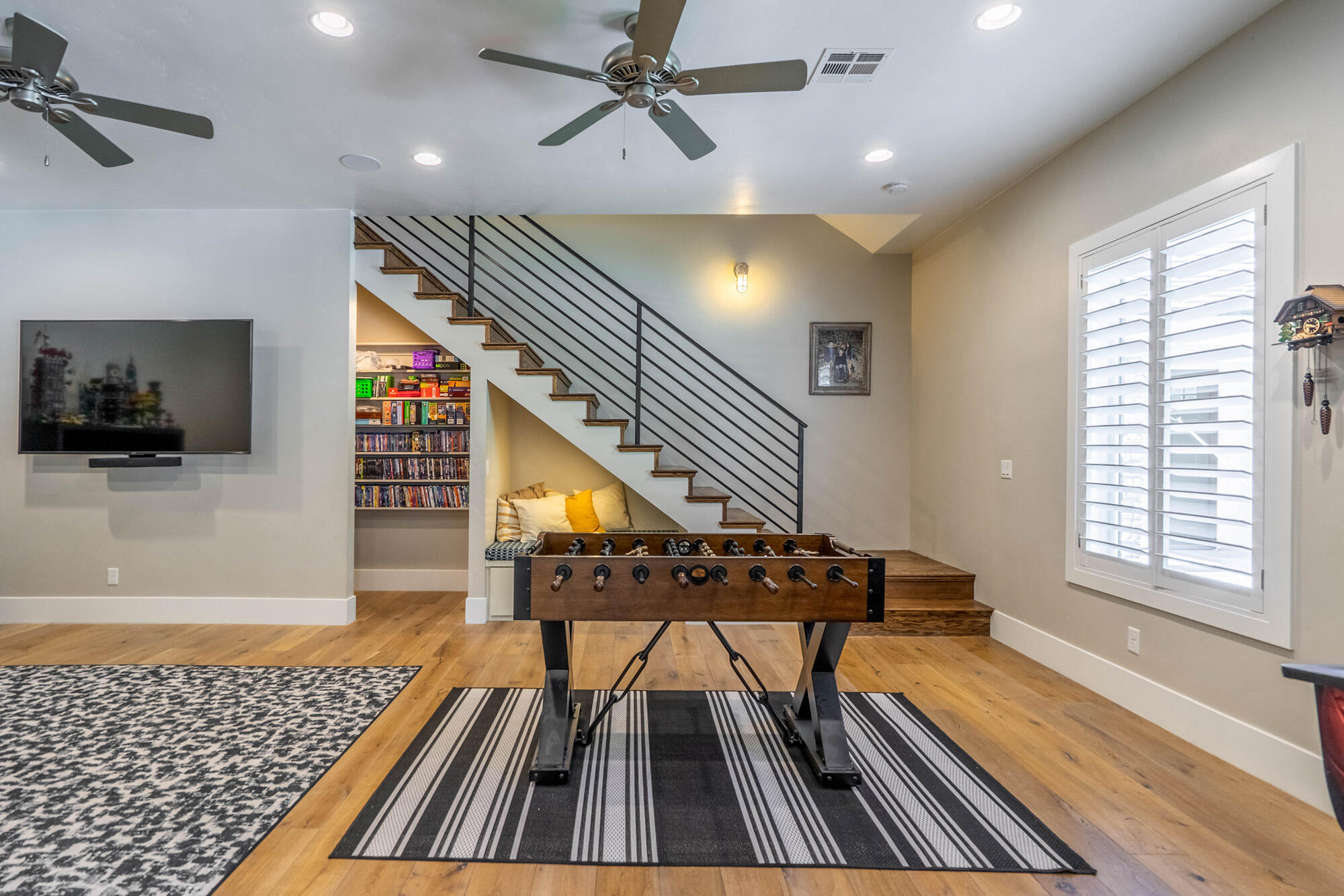 WINDSOR ESTATES - Residential